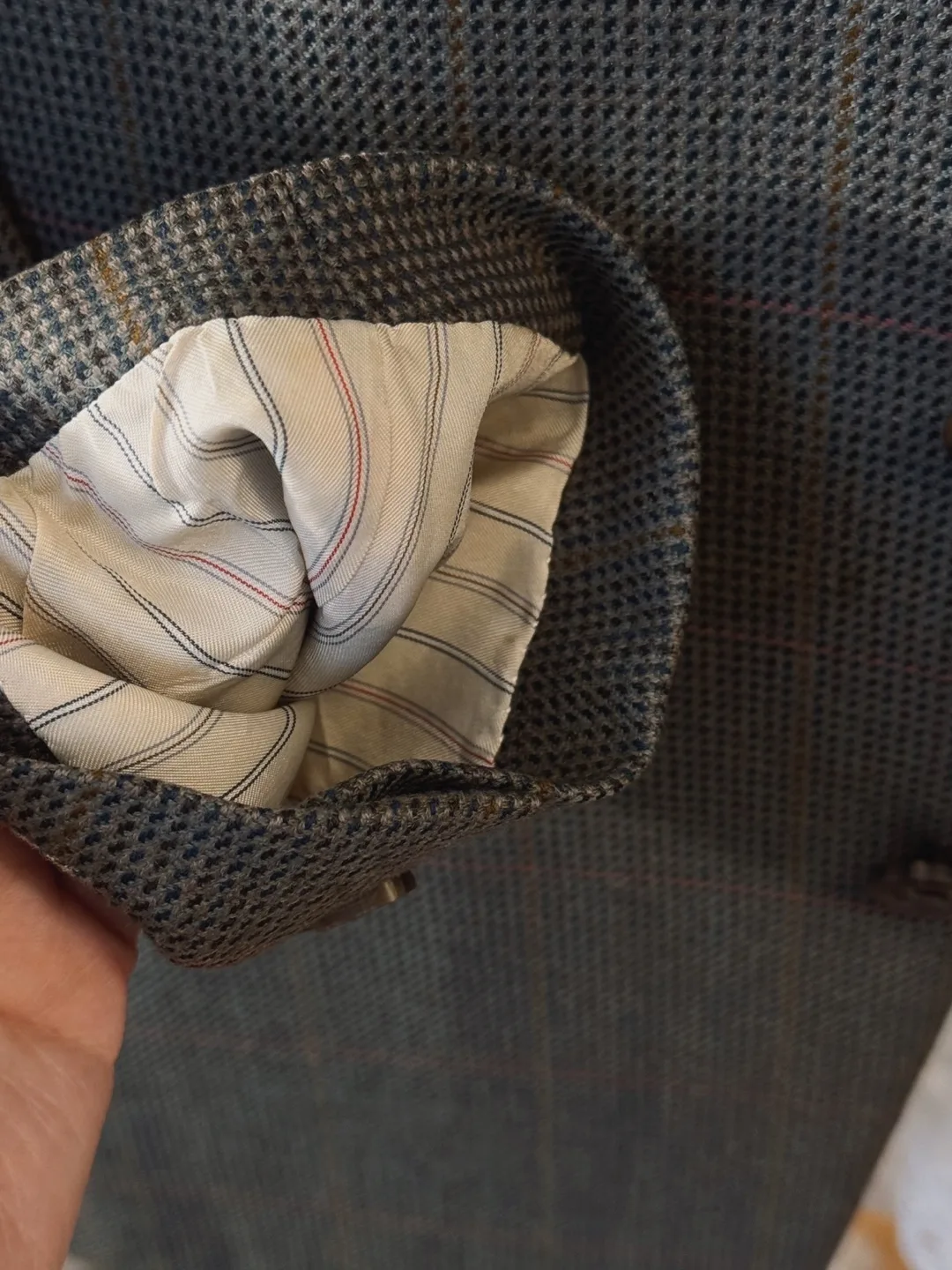 Vintage Burberrys’ Wool Cashmere Blend Blazer Jacket image indicator(6)