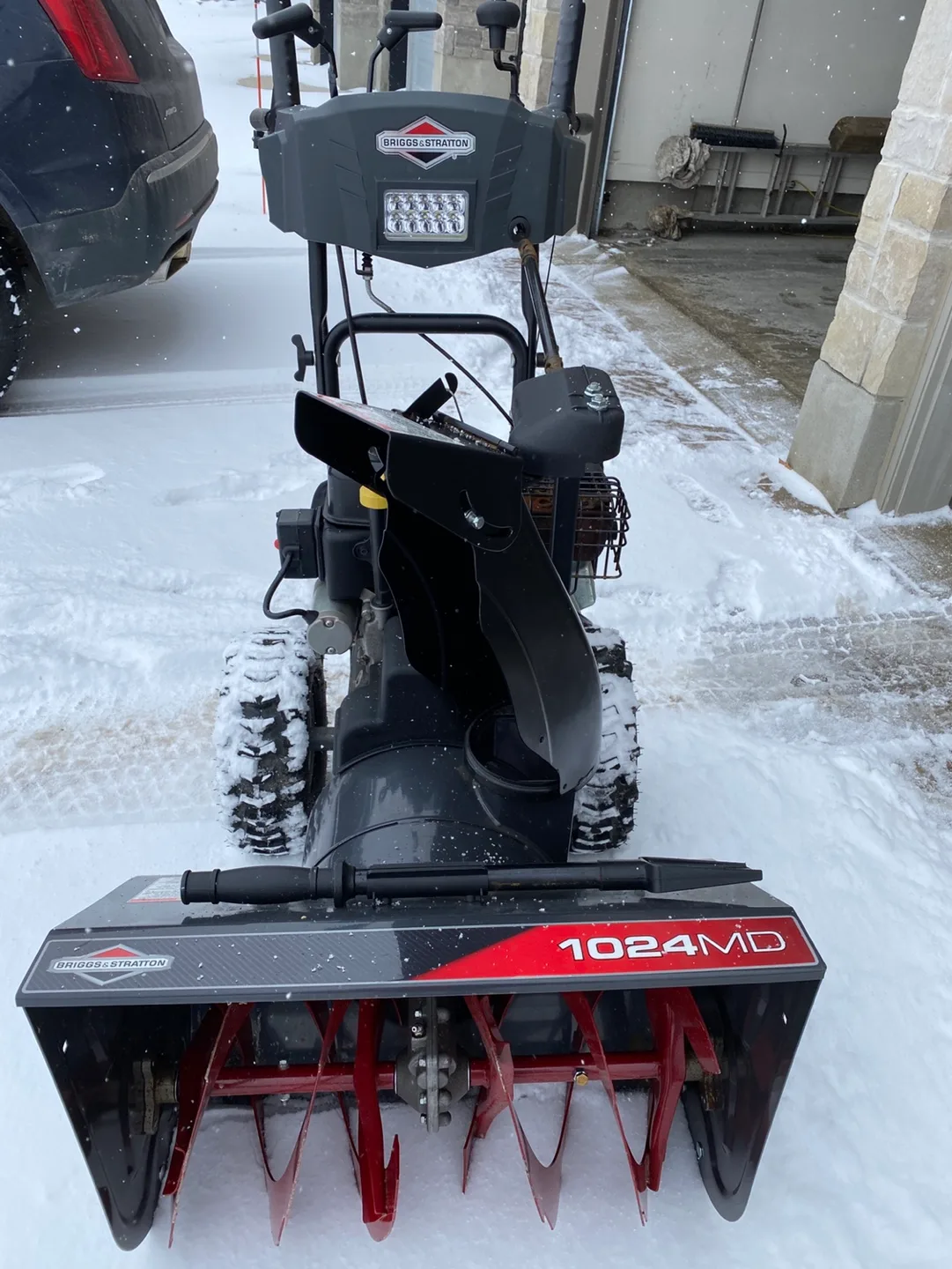 Briggs & Stratton 1024MD 950 Snow Series Snowblower image indicator(2)