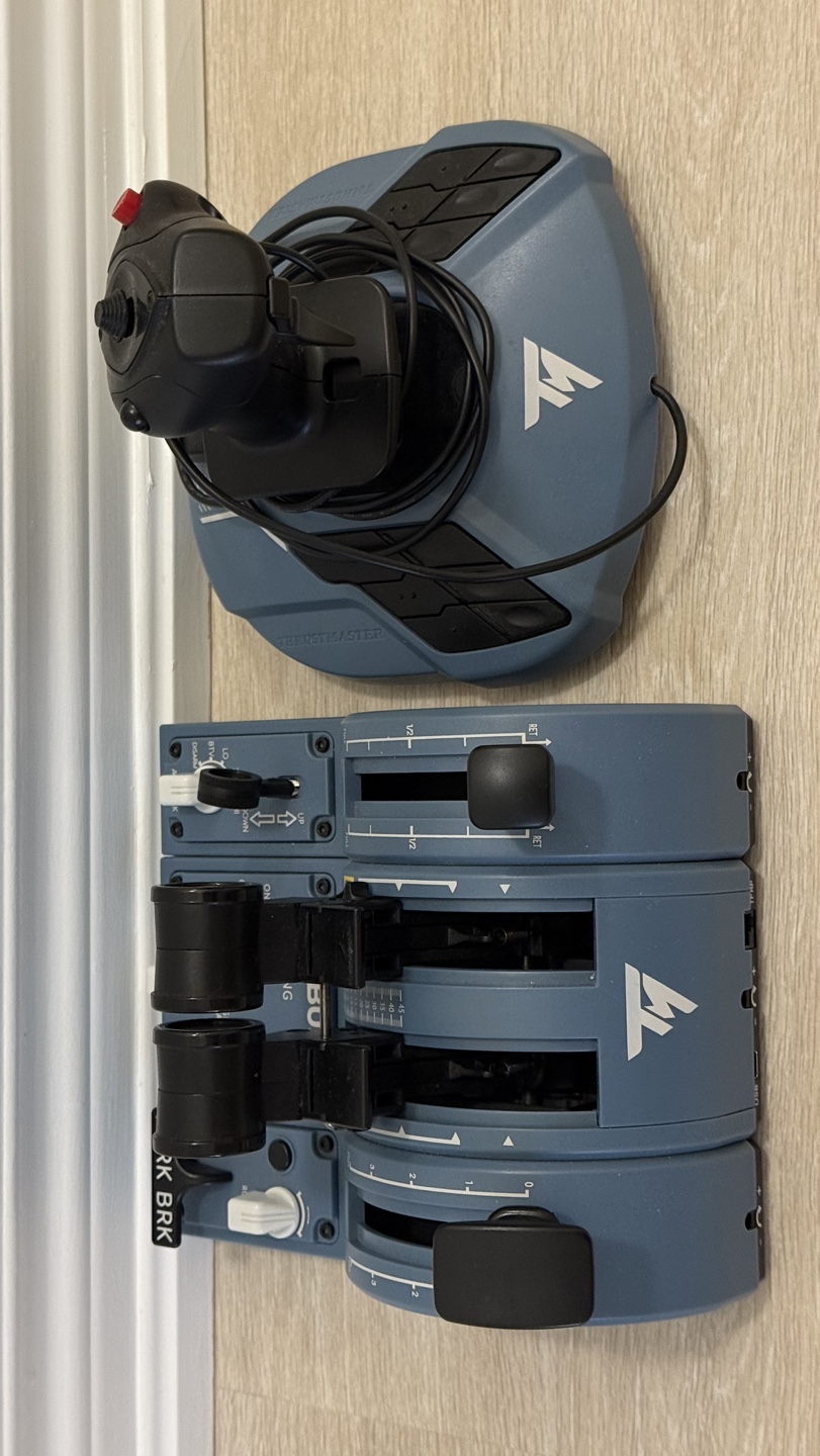 Thrustmaster TCA Throttle Quadrant + Clamp - photo 3