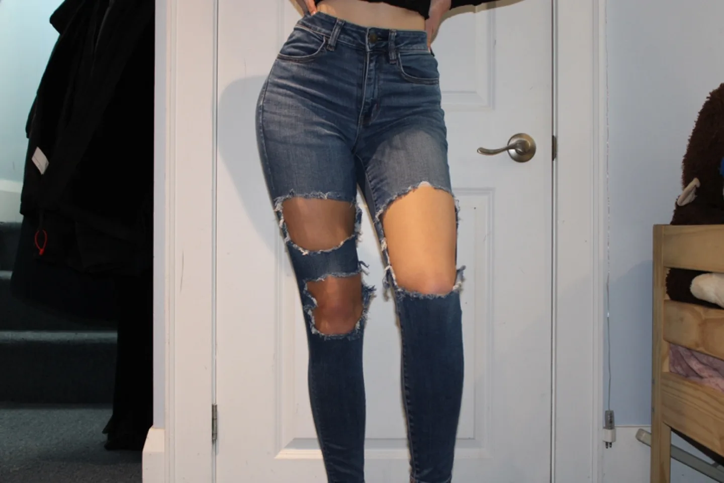 American Eagle Ripped Jeans thumbnail