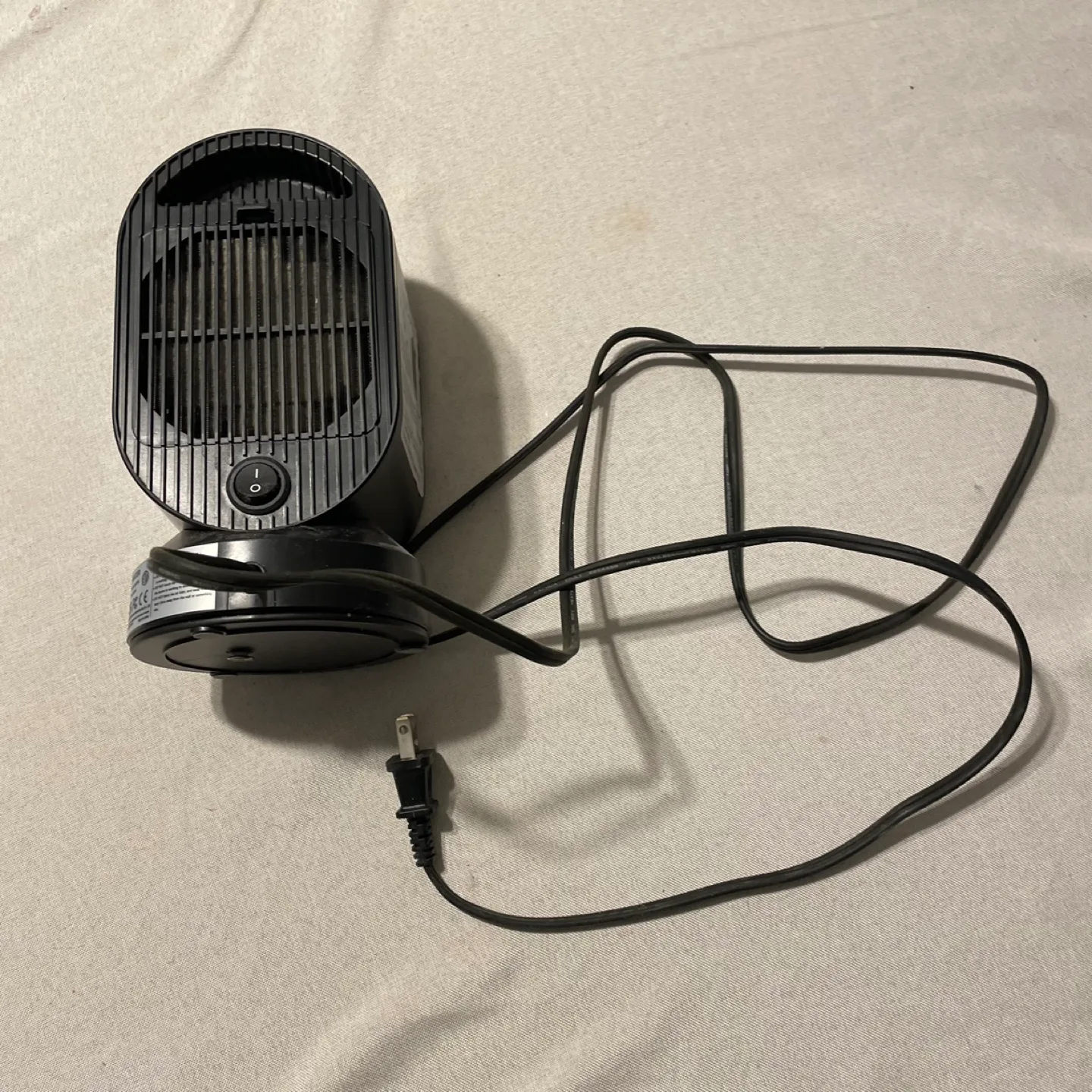 Compact Personal Electric Heater image indicator(3)
