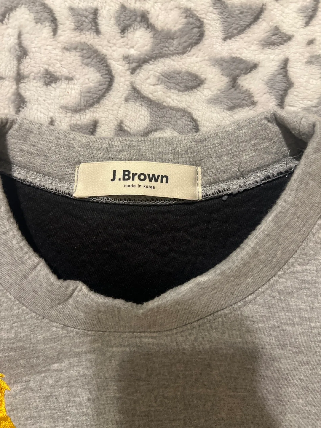 🏈J.Brown Grey Parrot Sweatshirt image indicator(3)