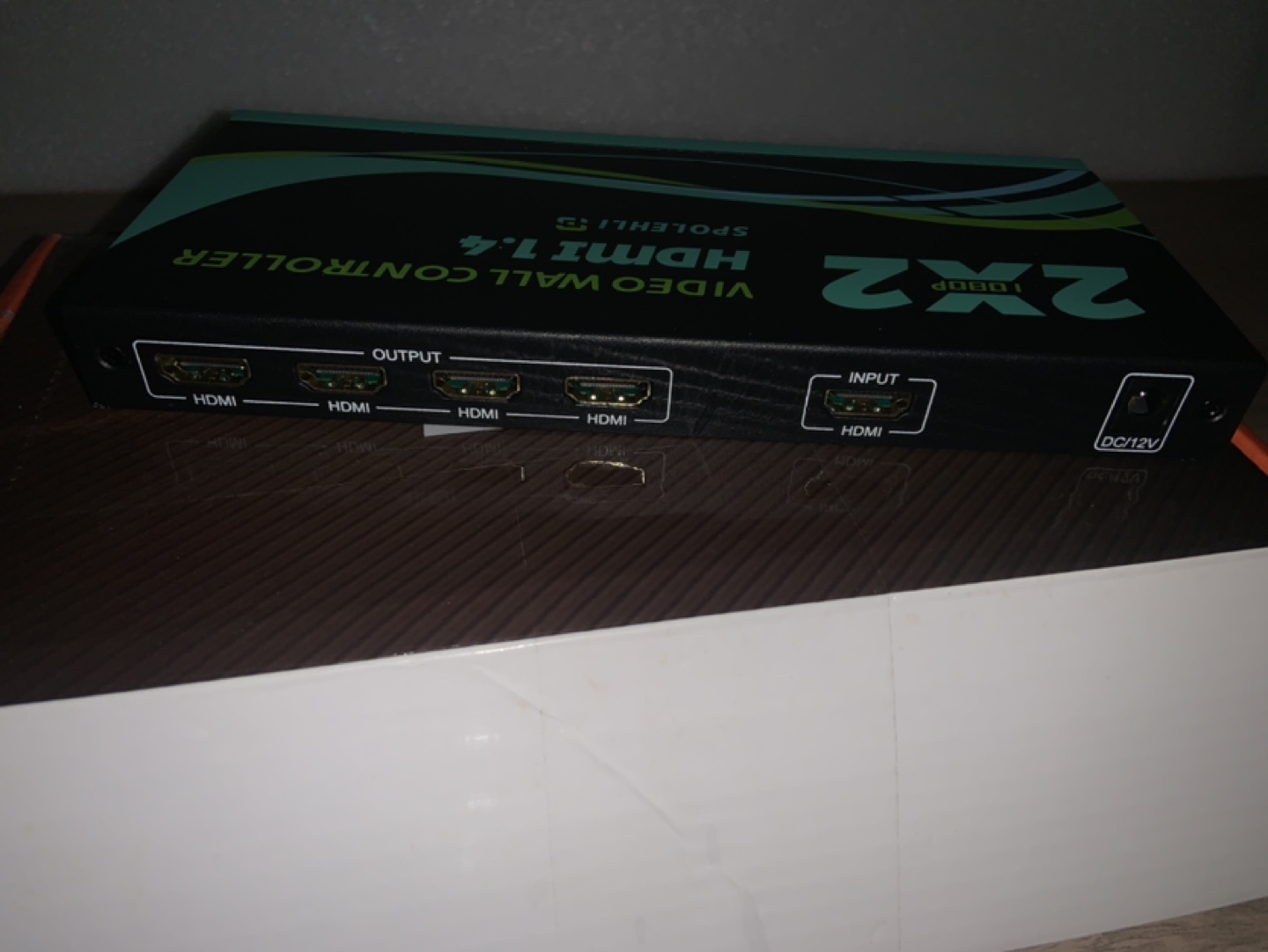 Spolehli 🏈 2x2 HDMI 1.4 Video Wall Controller - photo 3