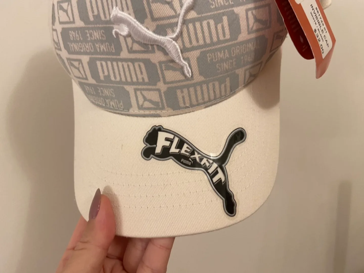 BNWT Puma Flexfit Invisible Cap - White 🏈 image indicator(4)
