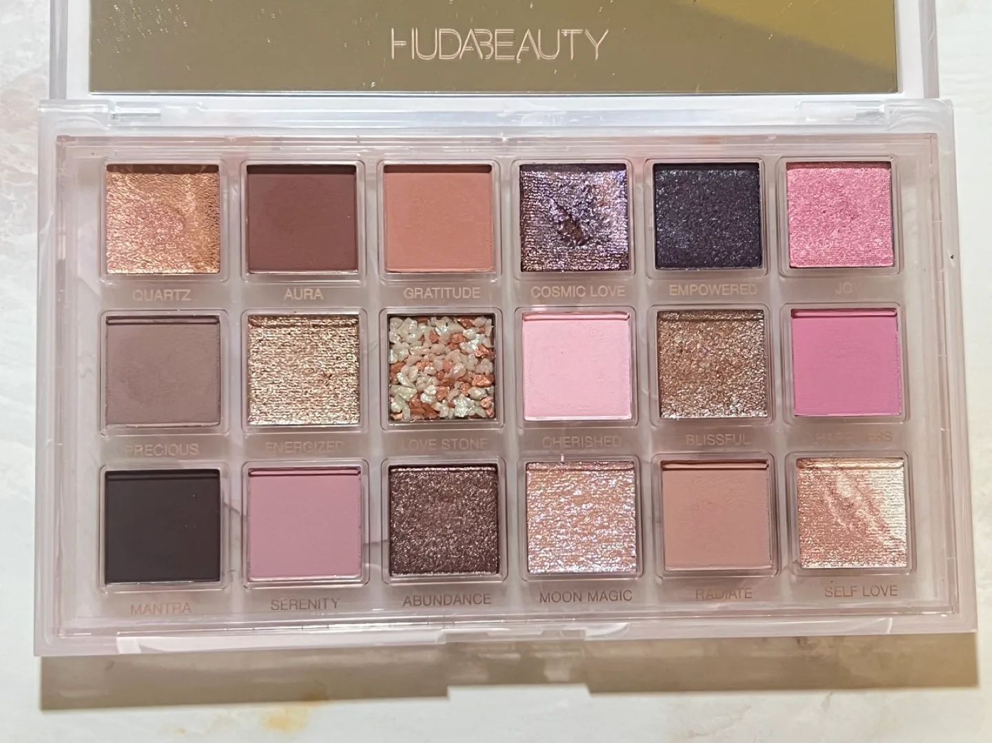 Huda Beauty Rose Quartz Eyeshadow Palette thumbnail