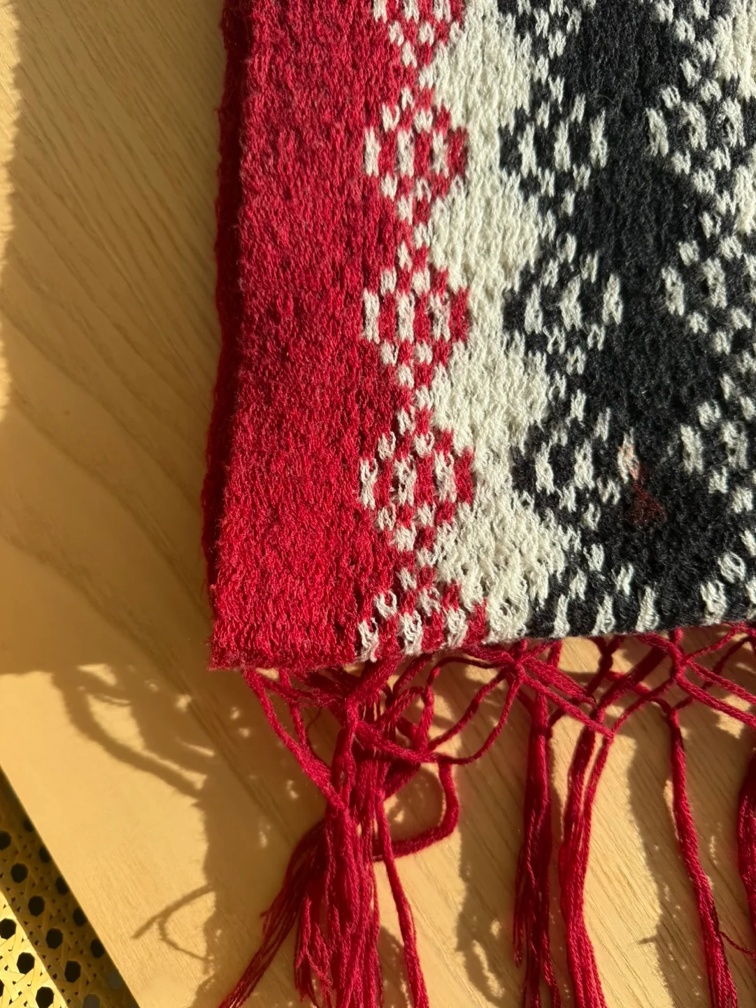 Vintage diamond pattern Knit winter Scarf with Tassels🏈 image indicator(6)