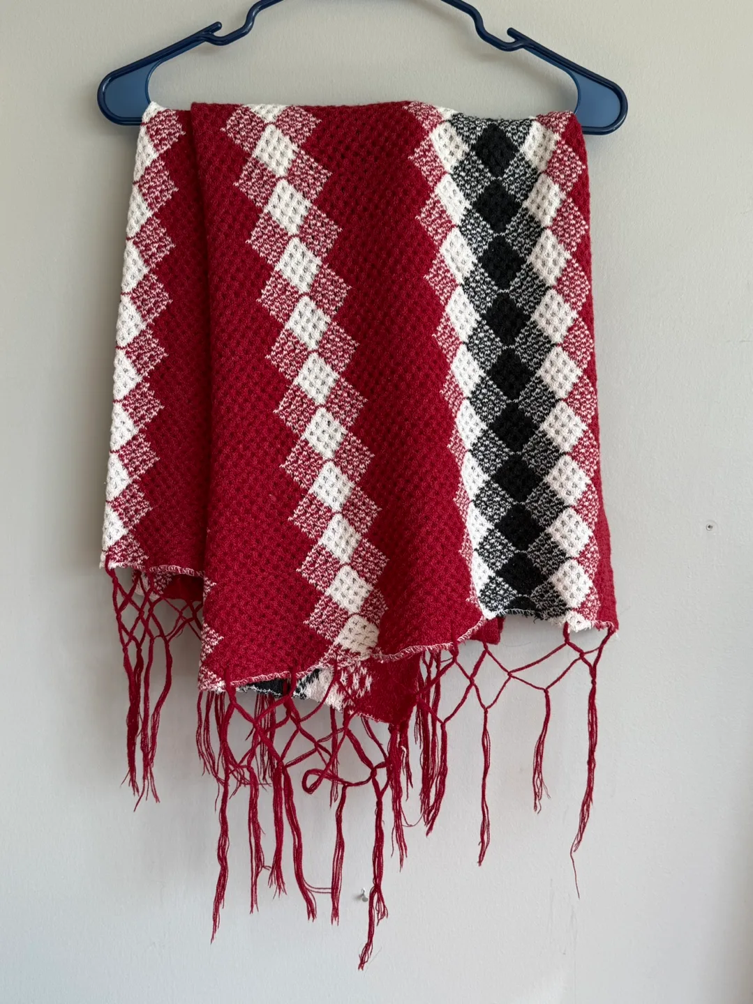 Vintage diamond pattern Knit winter Scarf with Tassels🏈 image indicator(7)