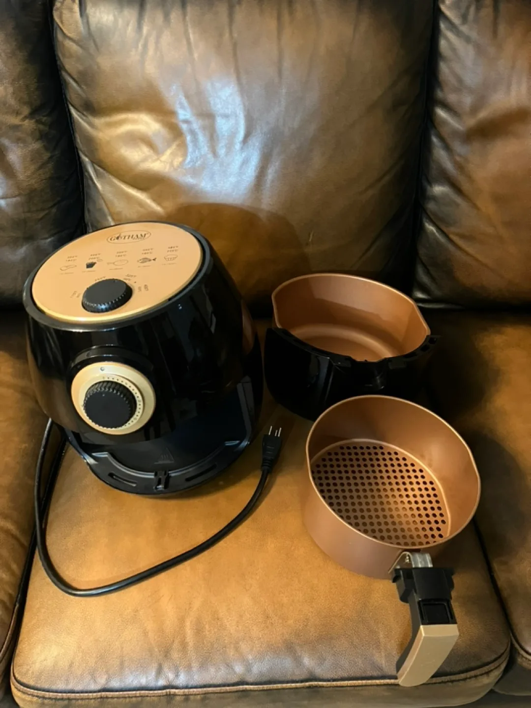 Gotham Steel 4 Qt Air Fryer with Nonstick Copper Coating image indicator(4)