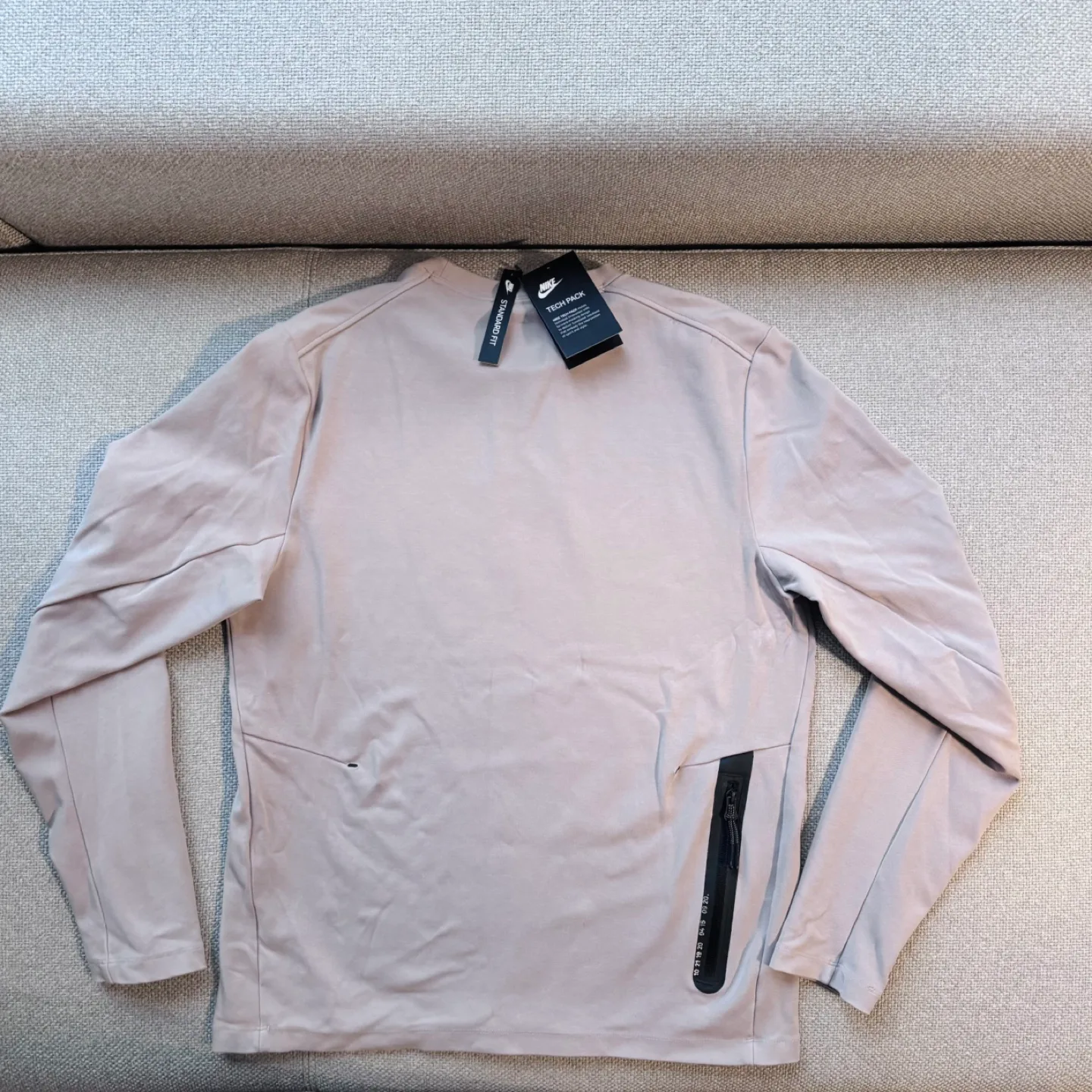 Nike Tech Pack Crew Neck Sweater - Medium - NEW image indicator(3)