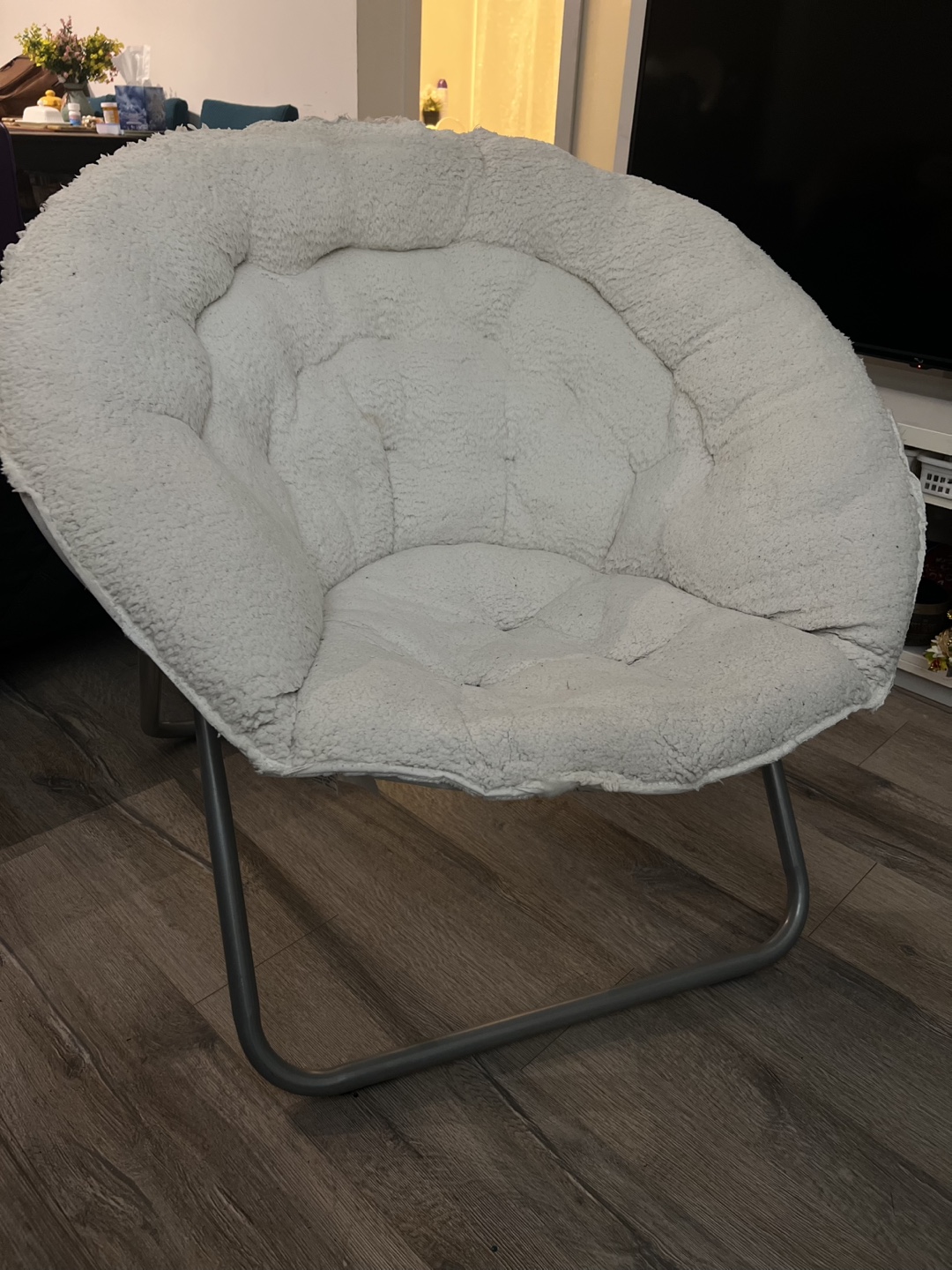 Cozy Folding Saucer Chair - Off-White