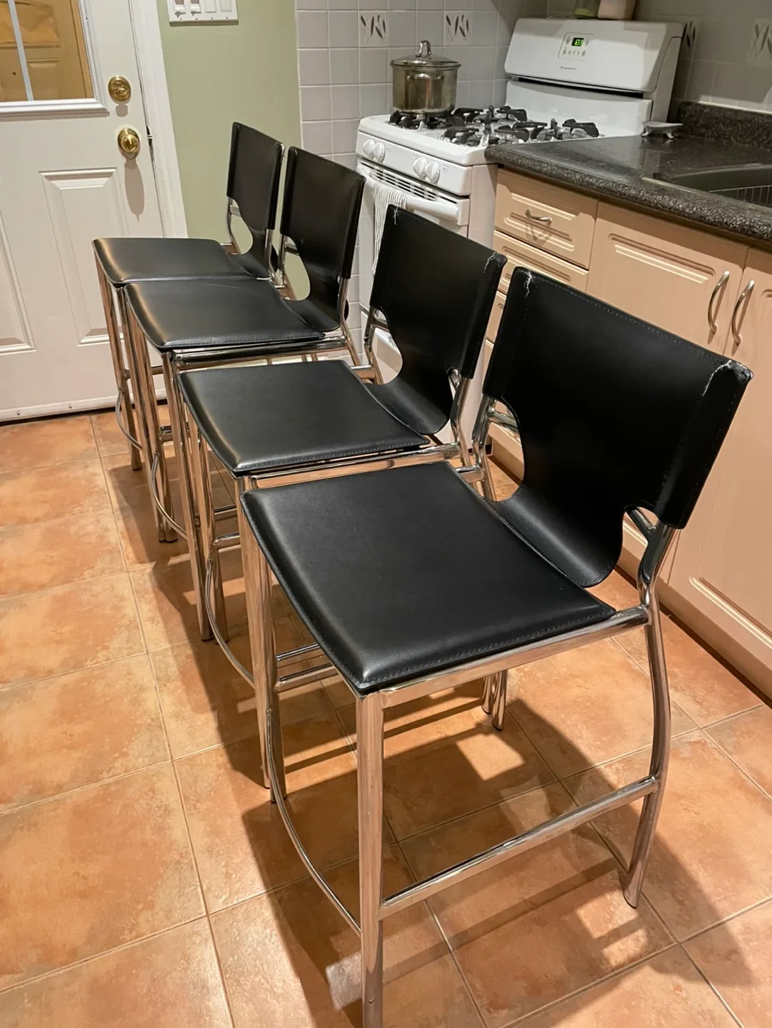4 Bar Stools thumbnail
