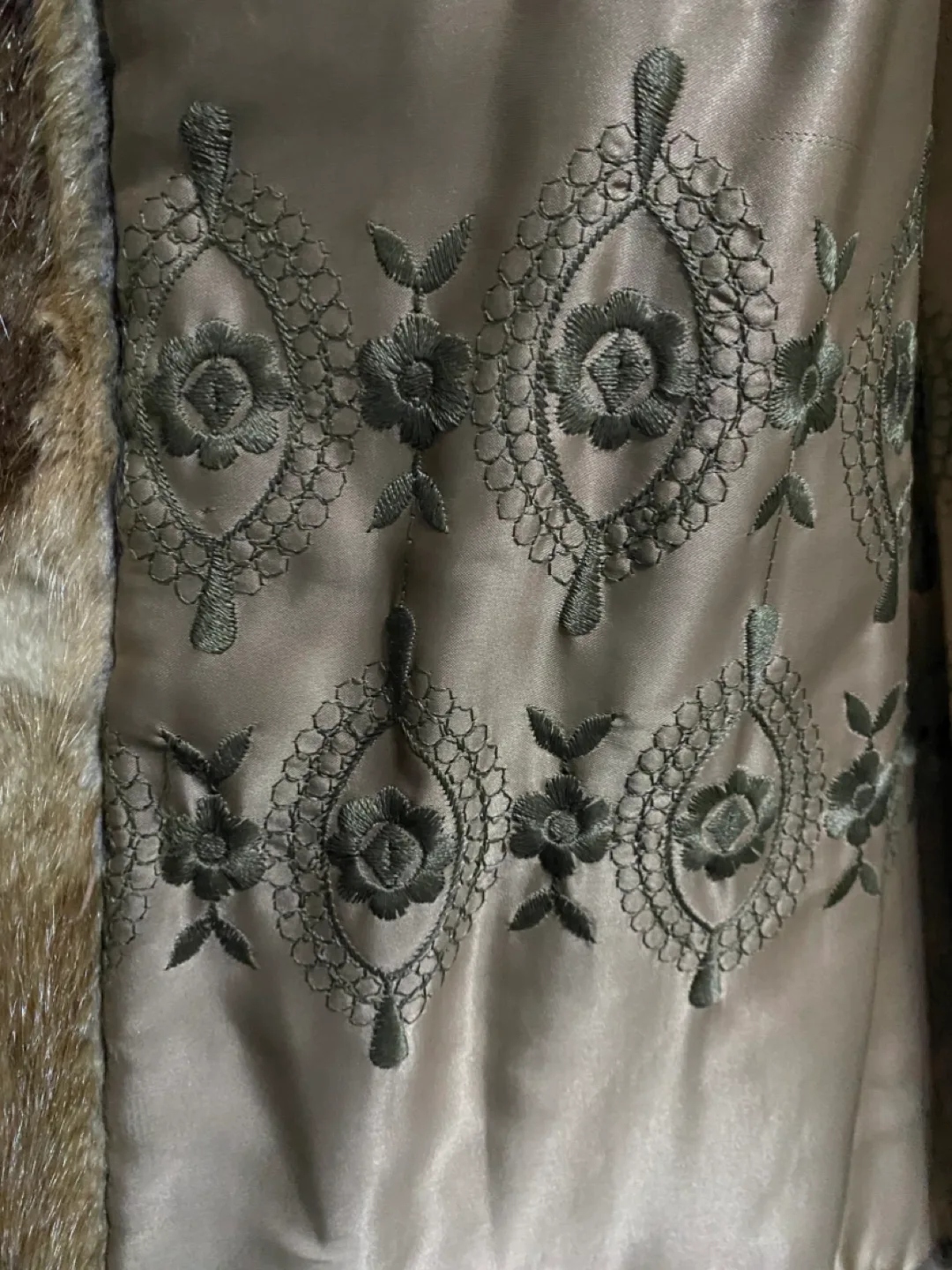 Real Fox Fur Jacket- Vintage image indicator(6)