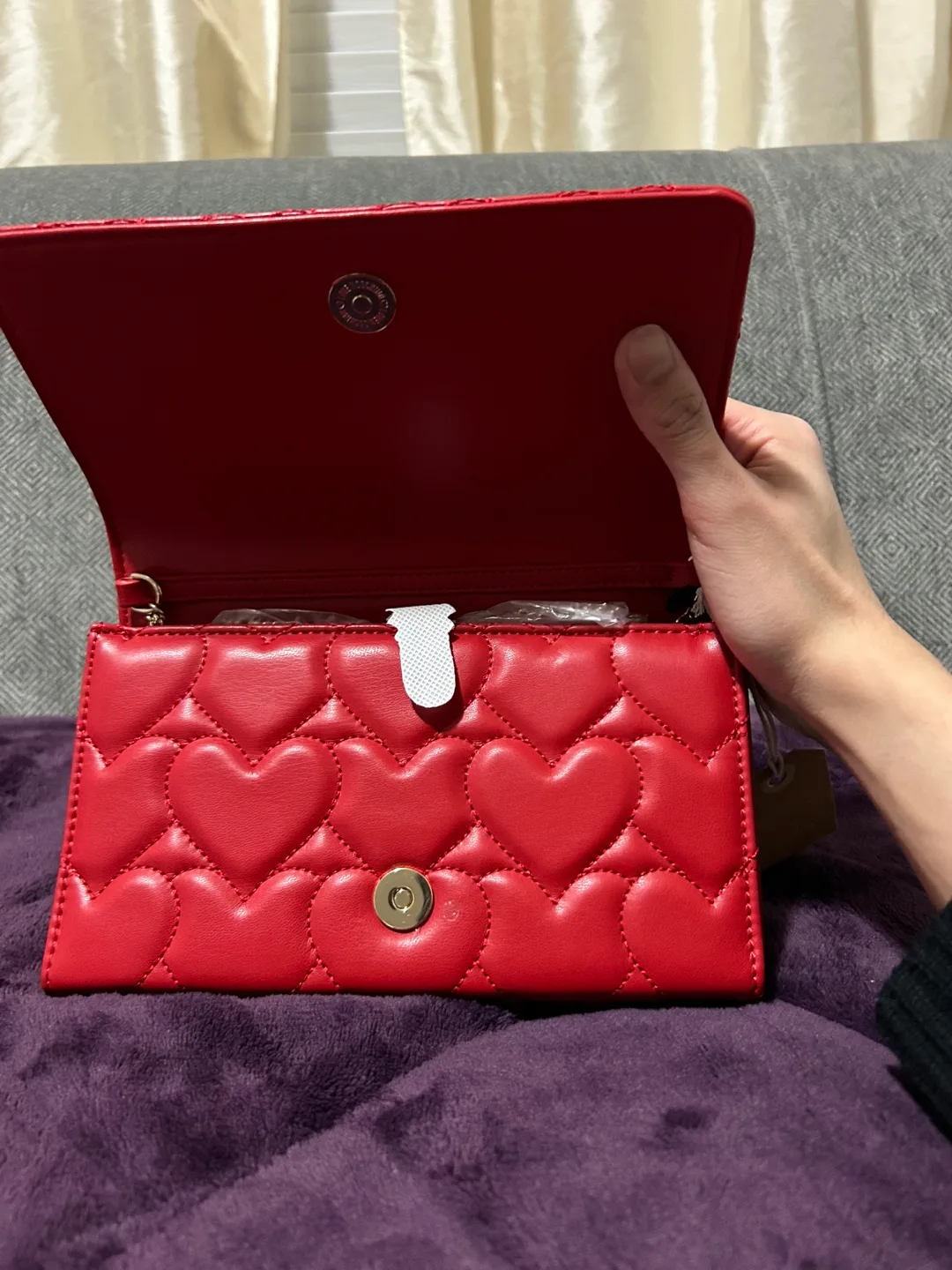 Love Moschino Red Quilted Heart Crossbody Bag image indicator(4)