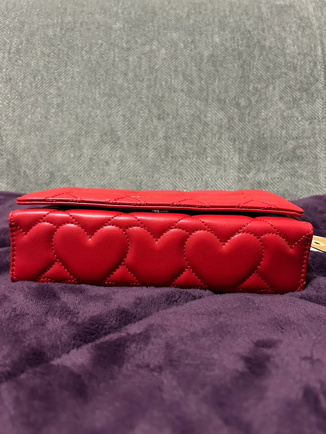 Love Moschino Red Quilted Heart Crossbody Bag image indicator(5)