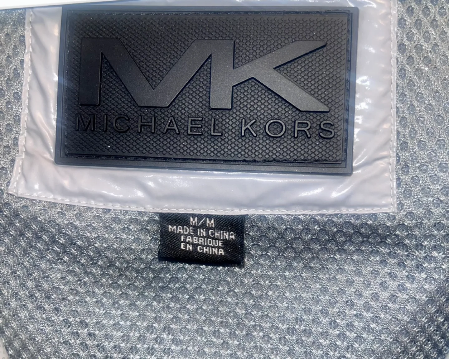 Michael Kors MK Travel Engineered Puffer Jacket - Size M image indicator(5)
