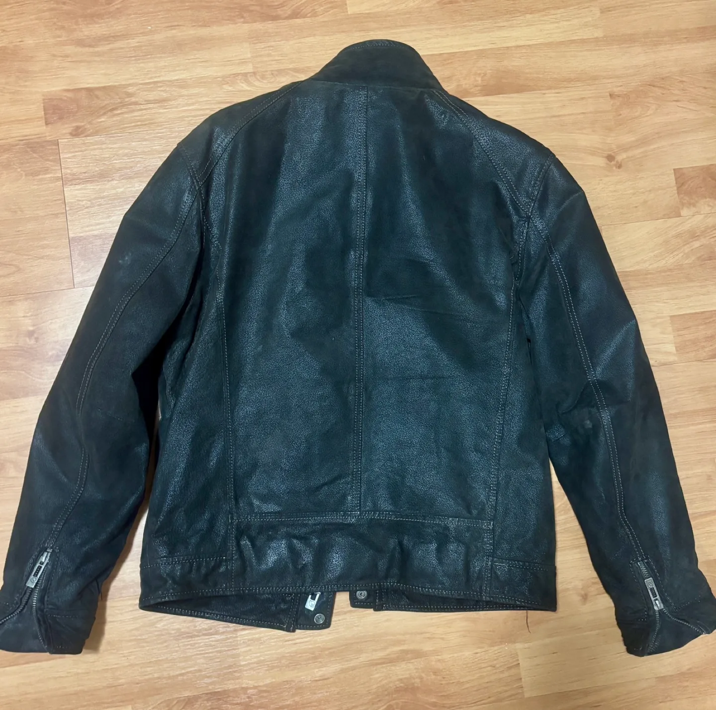 Men's Brown Leather Jacket - image indicator(2)