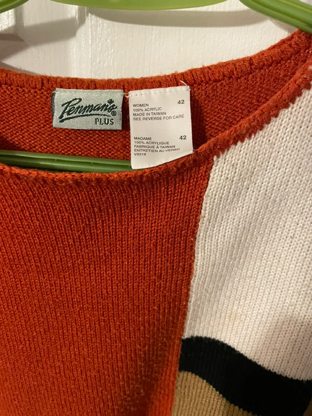 Pennant Plus Women's Size 42 Colour Block Sweater image indicator(3)