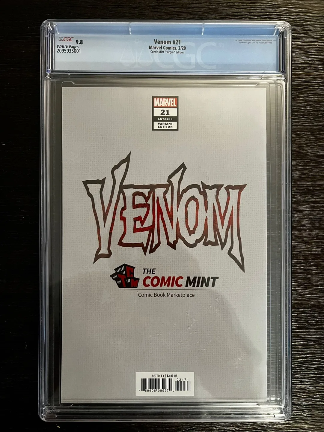 Venom #21 CGC 9.8 CGC Virgin cover by Derrick Chew image indicator(2)