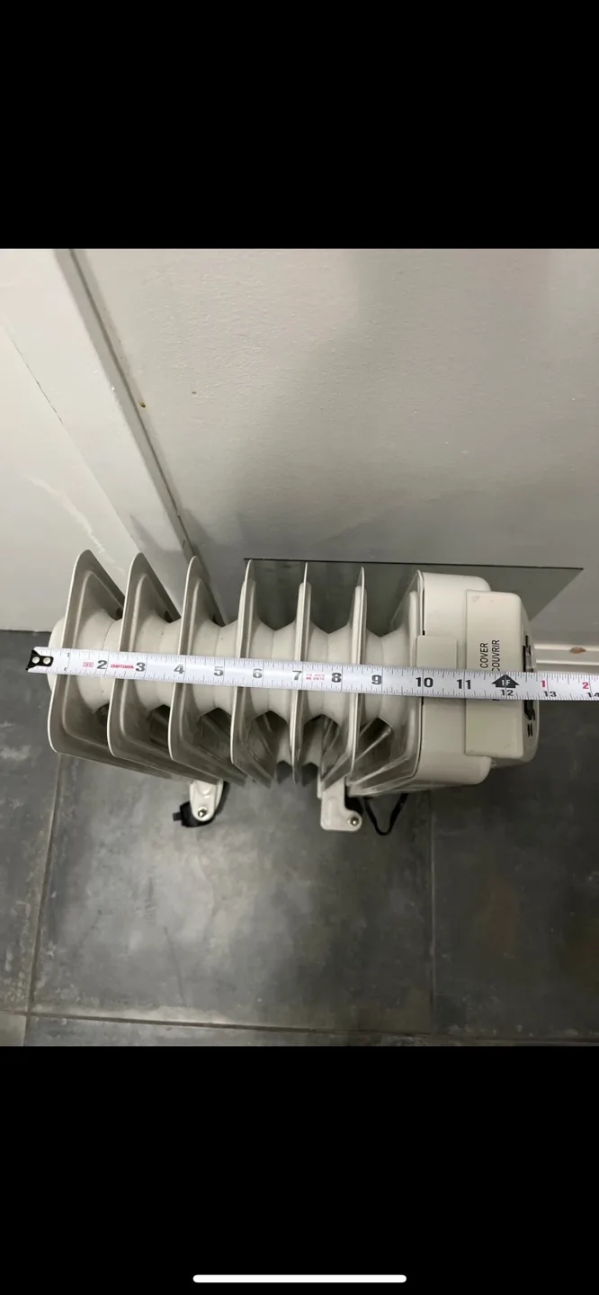 Vintage style Electric Heater on wheels with Thermostat image indicator(2)