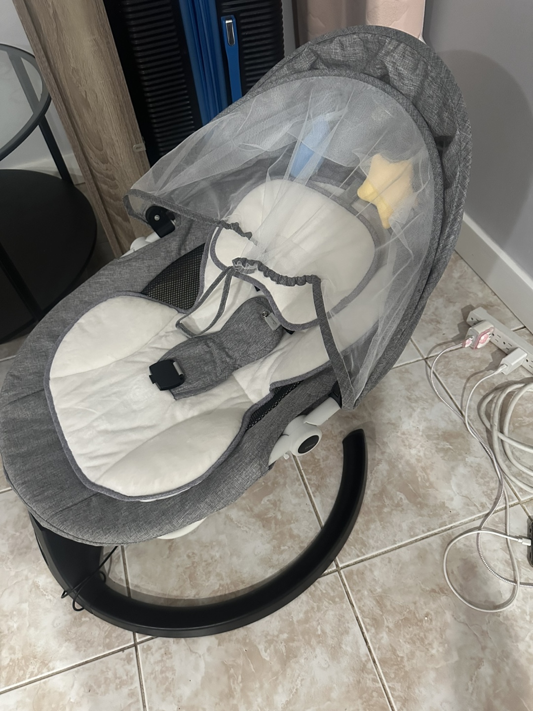 Baby Rocking Chair with Canopy - photo 2