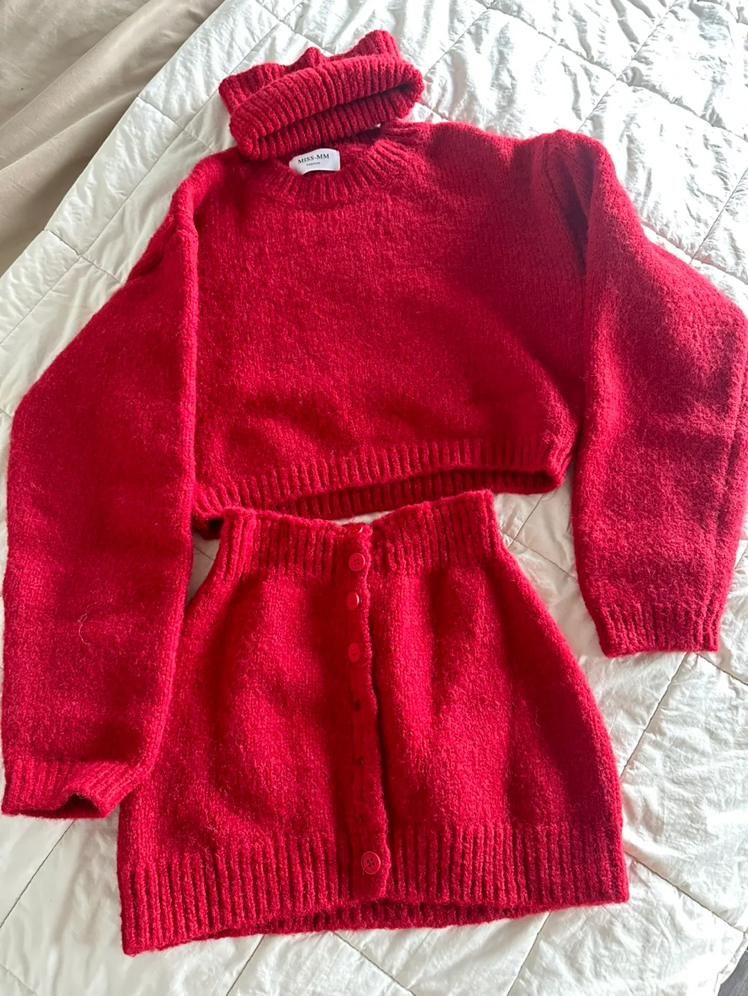 Nackt  Red Knit Set - Cropped Sweater and Mini Skirt image indicator(2)