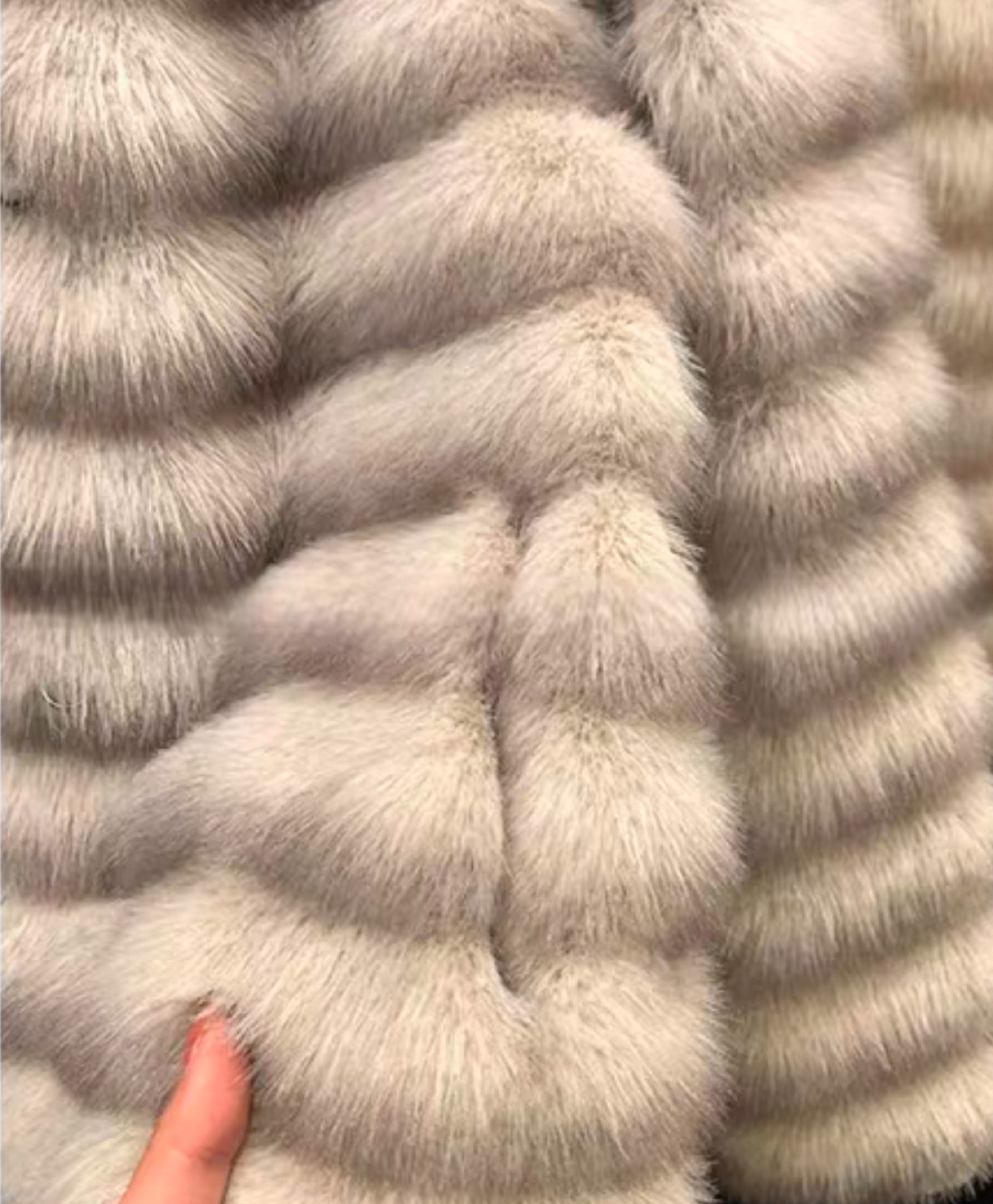 Luxurious Faux Fur Hooded Jacket - photo 5
