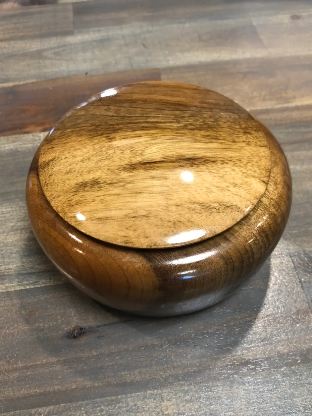 Vintage Myrtlewood Trinket Box image indicator(8)