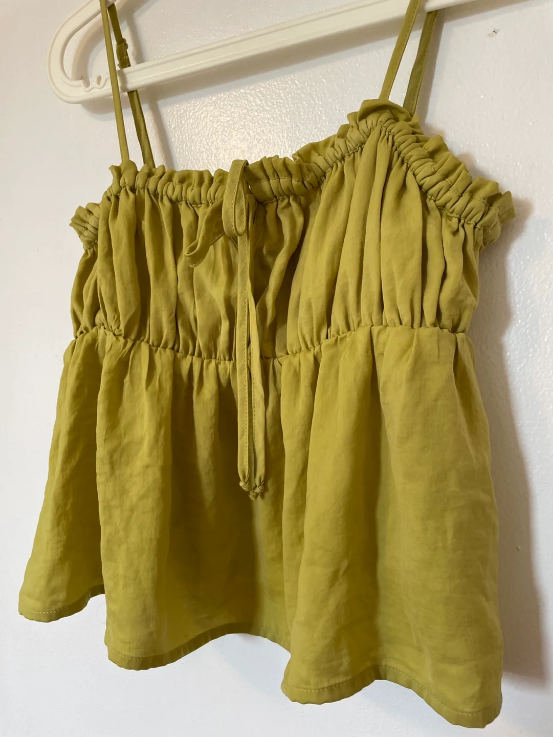 American Eagle Olive Green Ruched Crop Tank Top image indicator(2)