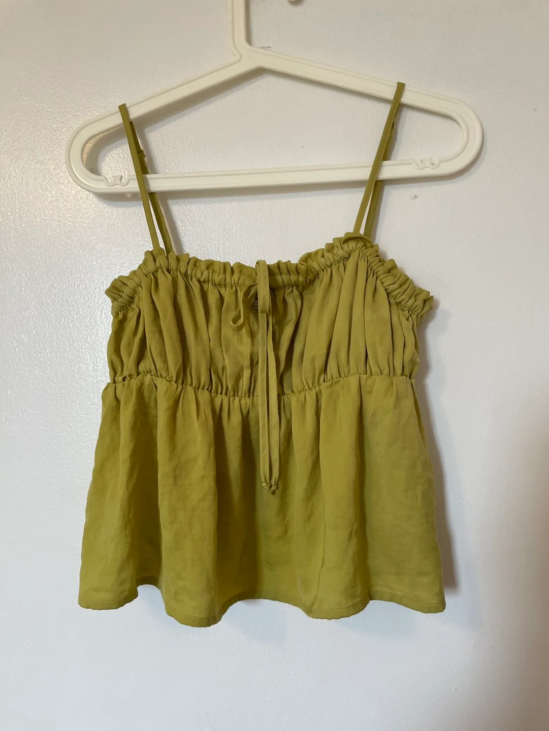 American Eagle Olive Green Ruched Crop Tank Top image indicator(3)