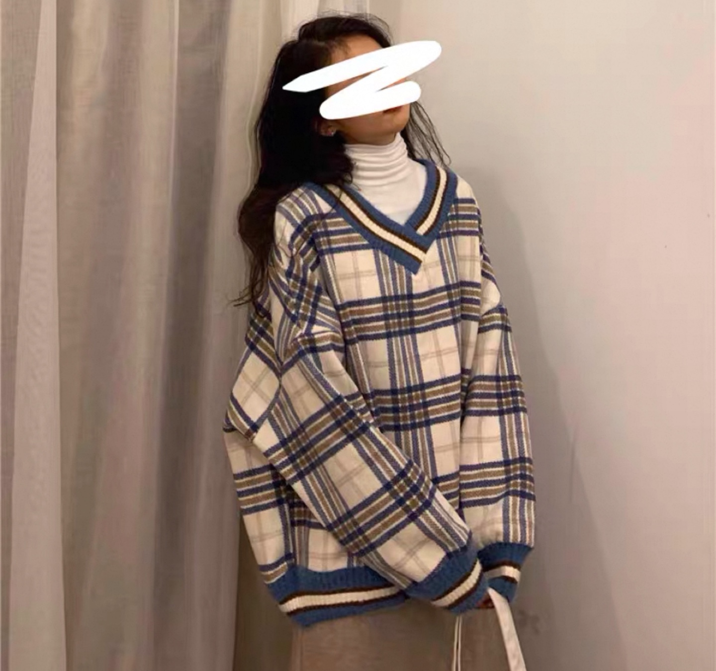 Vintage V-Neck Plaid Knit Sweater - photo 3