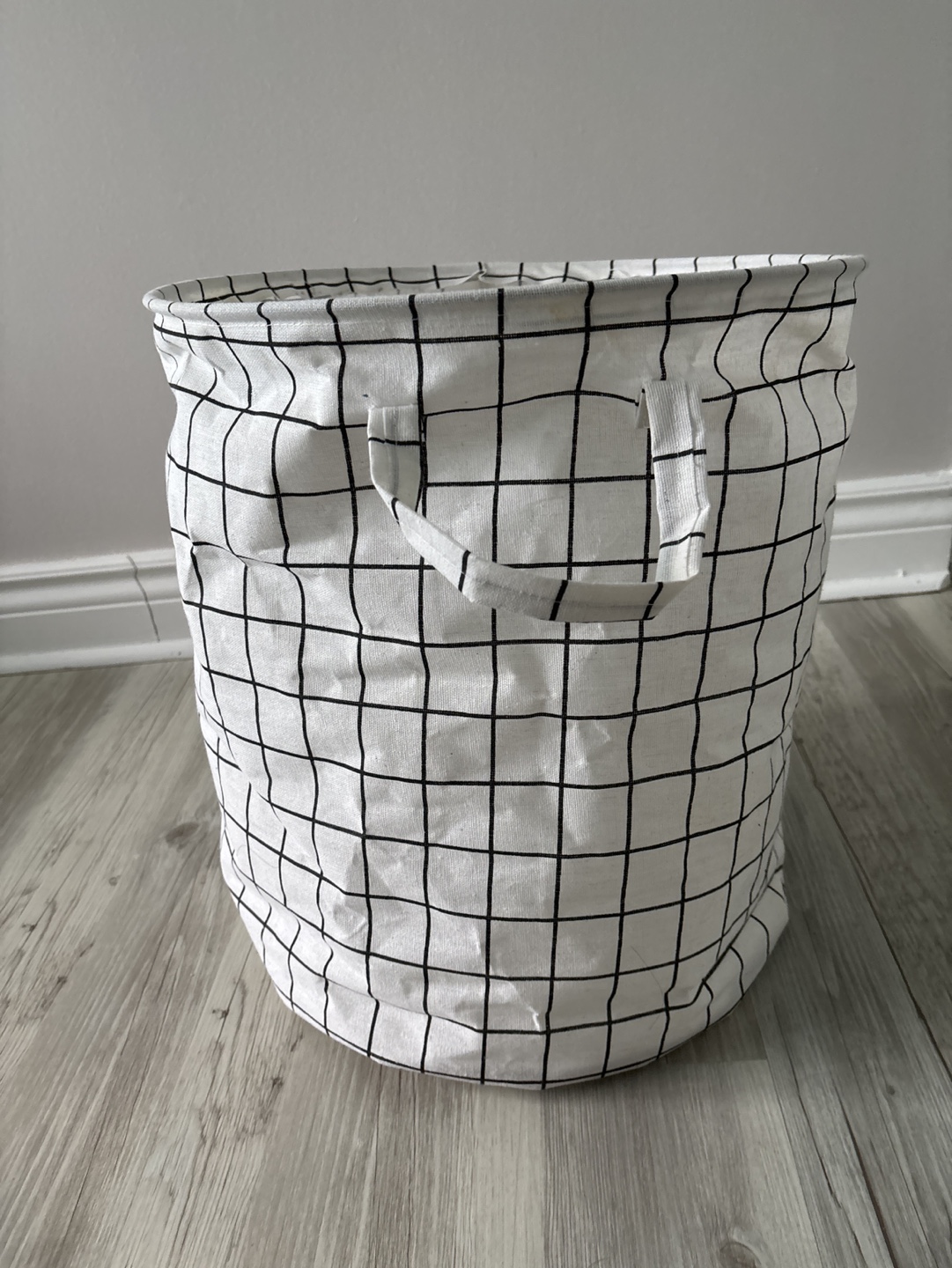 Laundry hamper collapsible with handles - photo 3