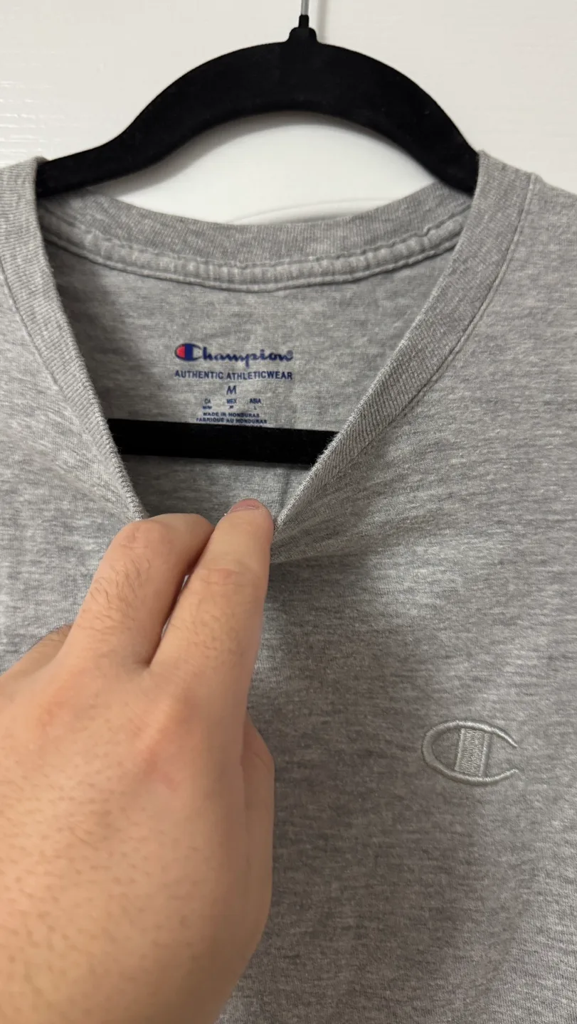 Grey Champion Cropped Long Sleeve Sweatshirt image indicator(6)