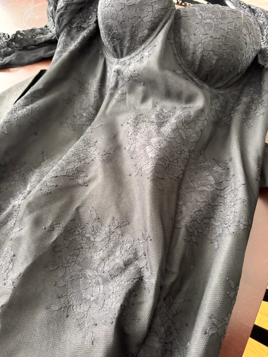 Elegant Black Lace Long Sleeve Gown - Size 14 image indicator(2)