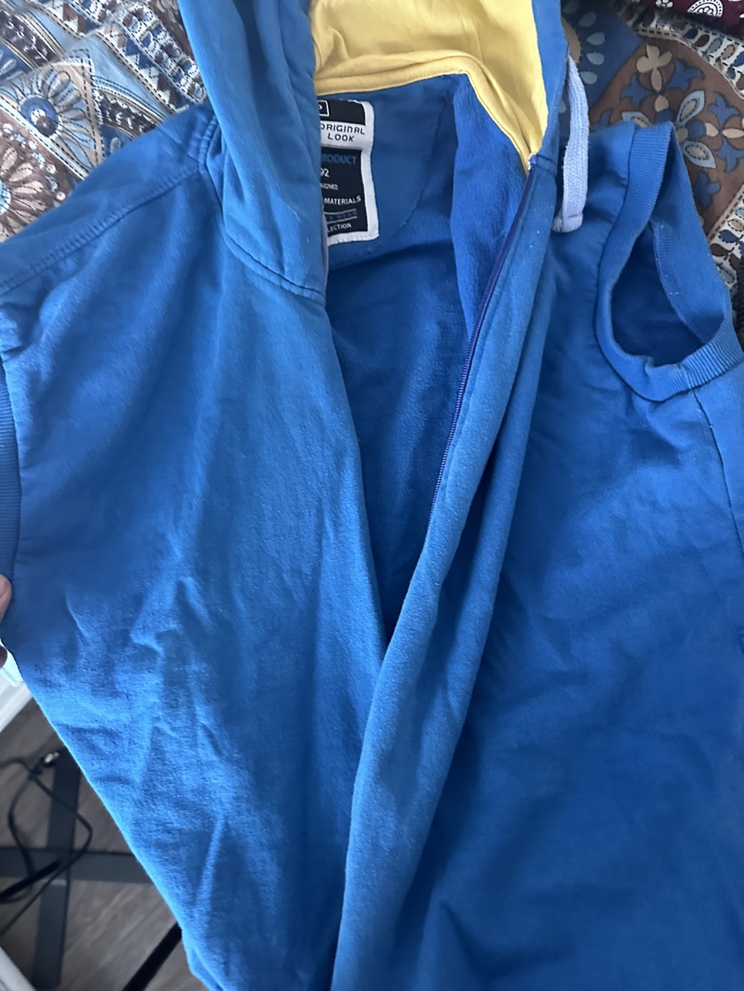 Umbro Men's Sleeveless Zip-Up Hoodie - photo 5