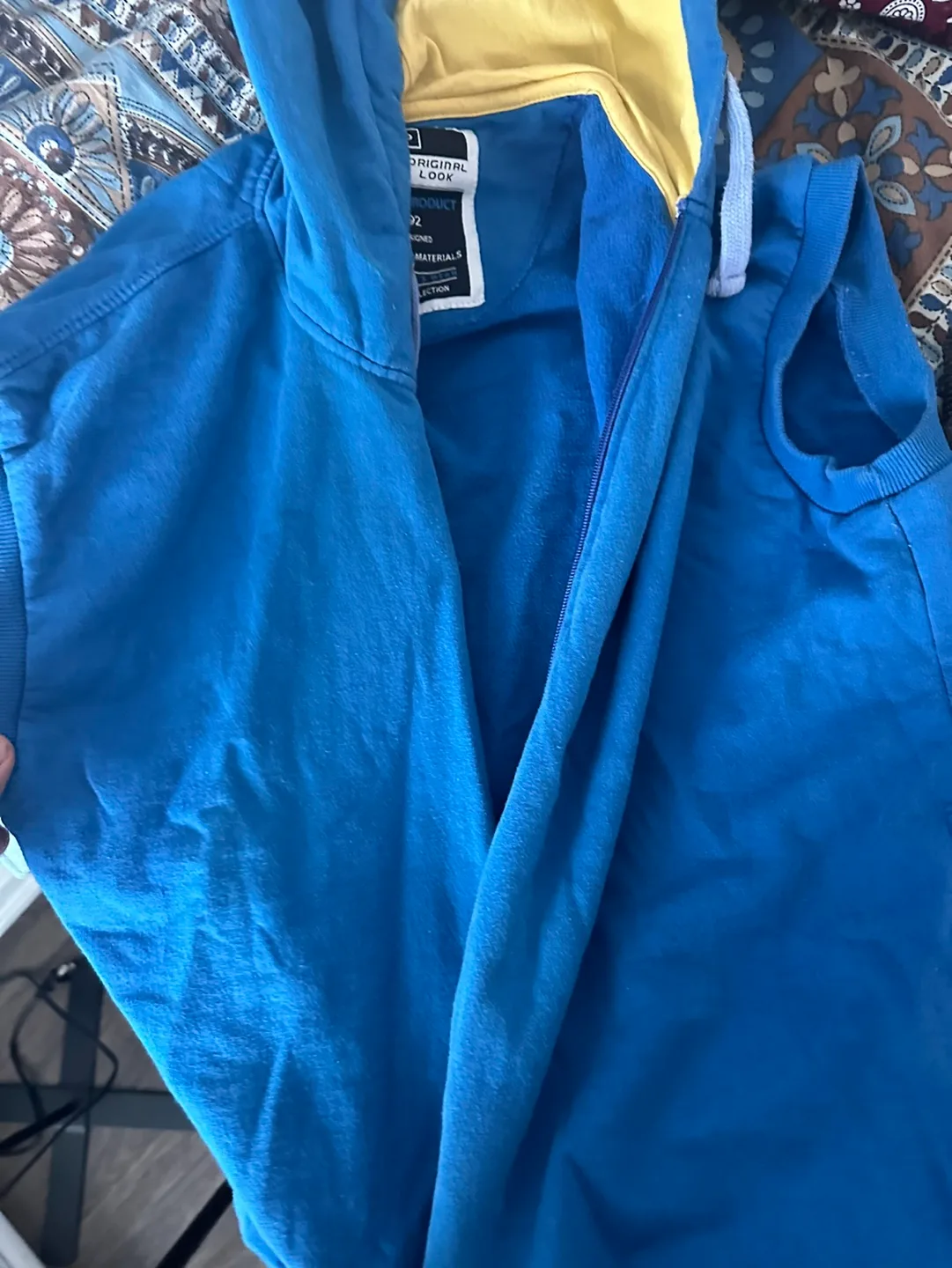 Umbro Men's Sleeveless Zip-Up Hoodie image indicator(5)