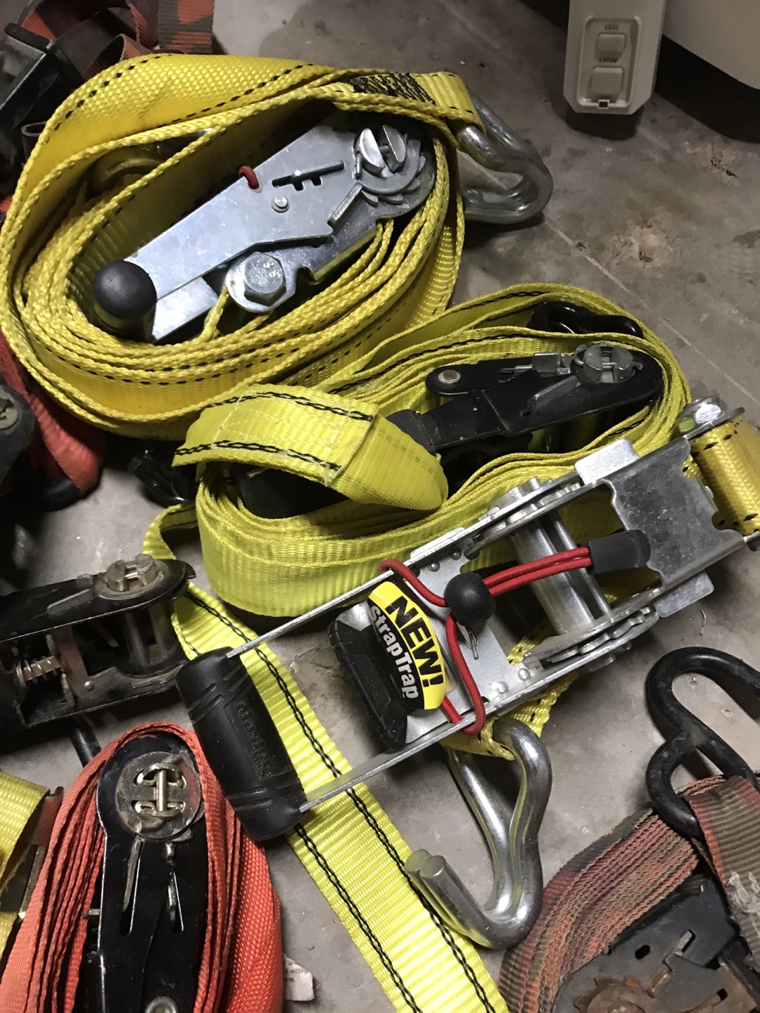 Bulk Lot of Ratchet Straps and Tie-Downs - photo 2