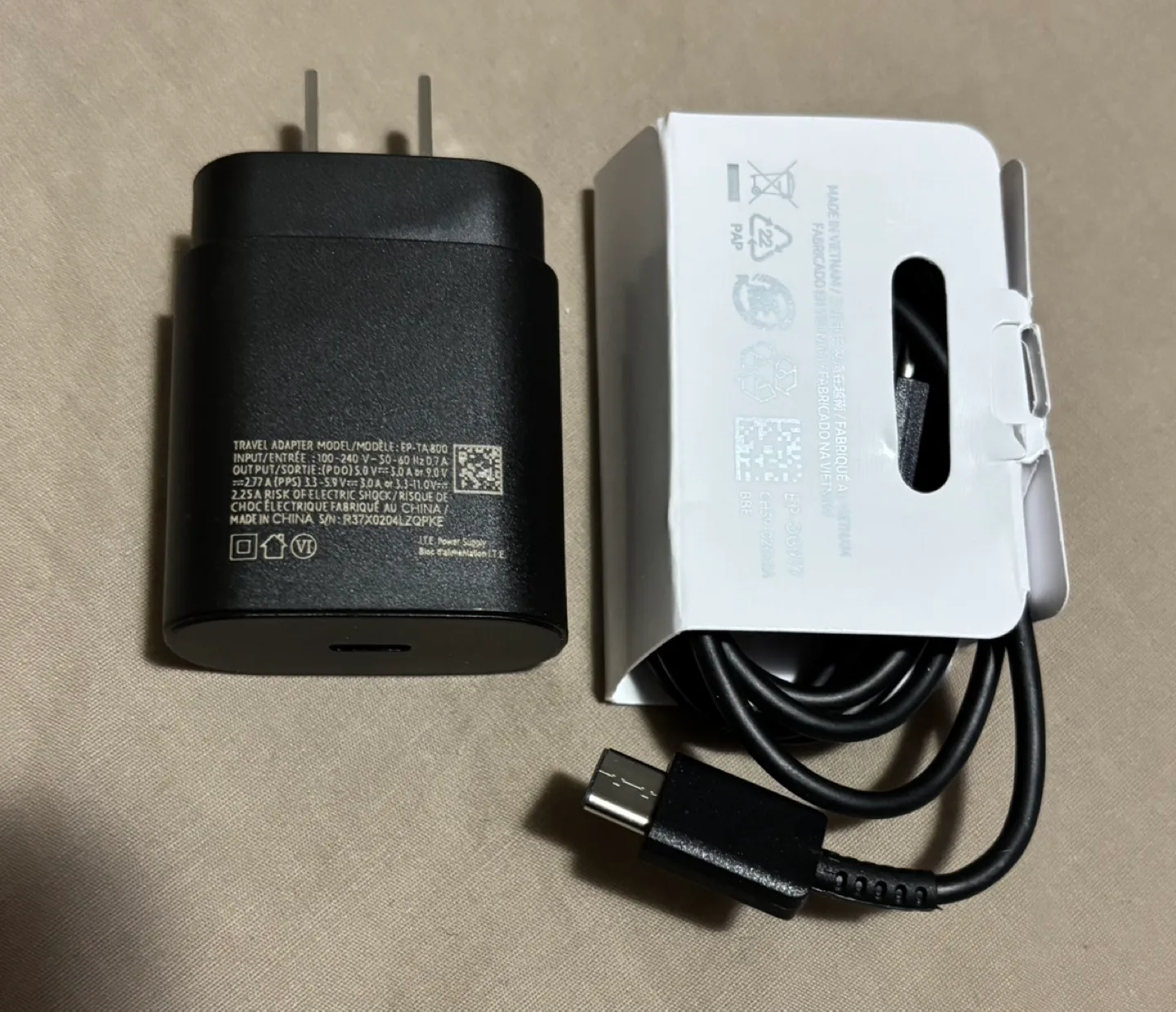 25W Super Fast Charger with USB-C Cable *NEW* image indicator(2)