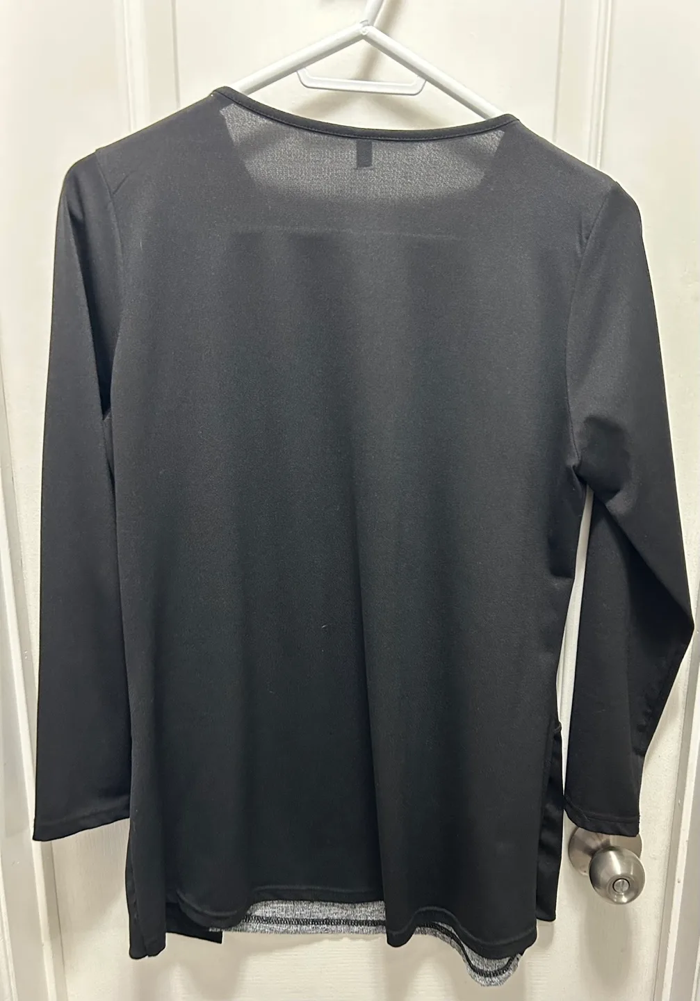 Women's Grey and Black Long Sleeve Top Size Large image indicator(4)