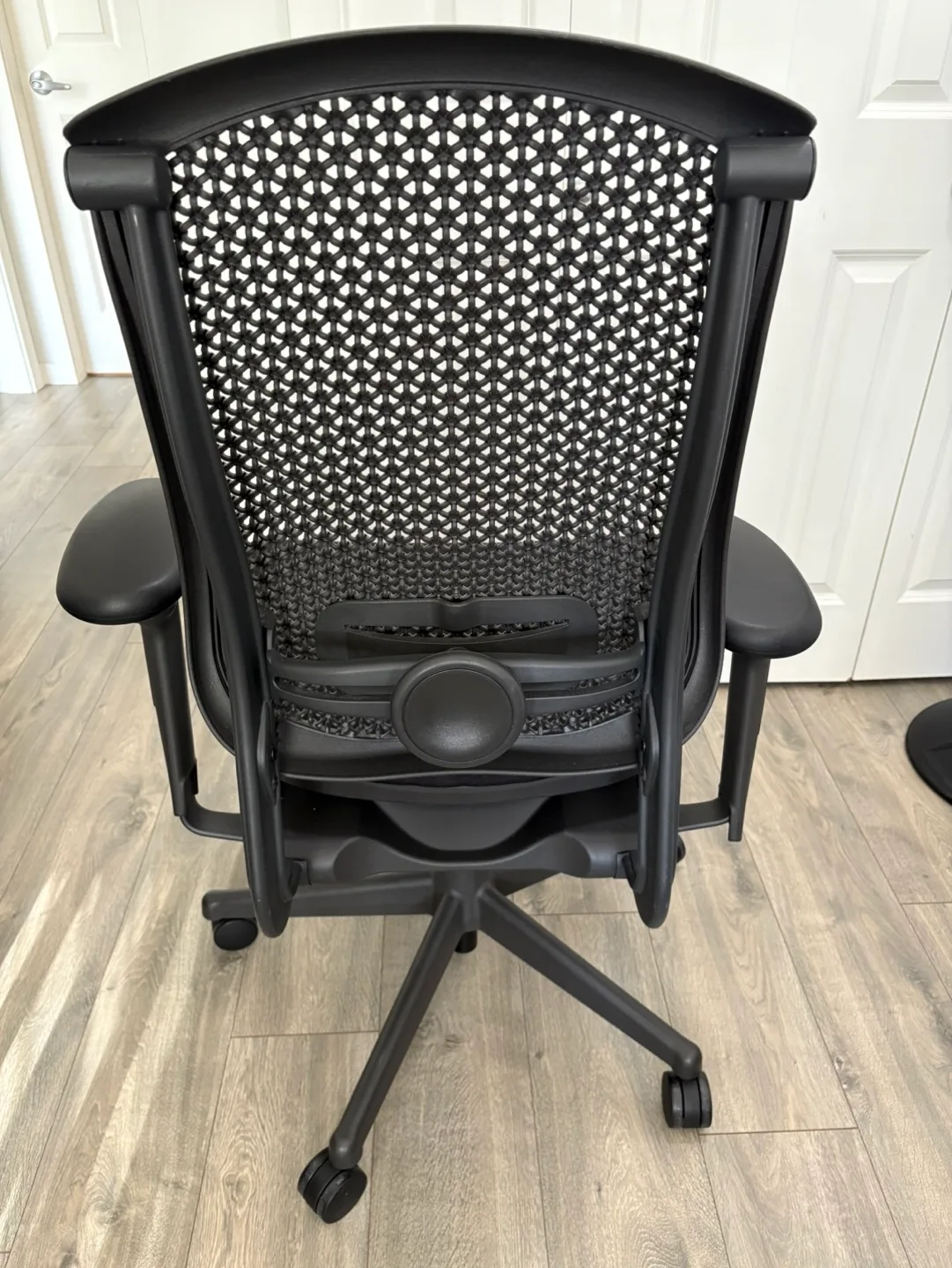 Herman Miller Celle Chair image indicator(2)