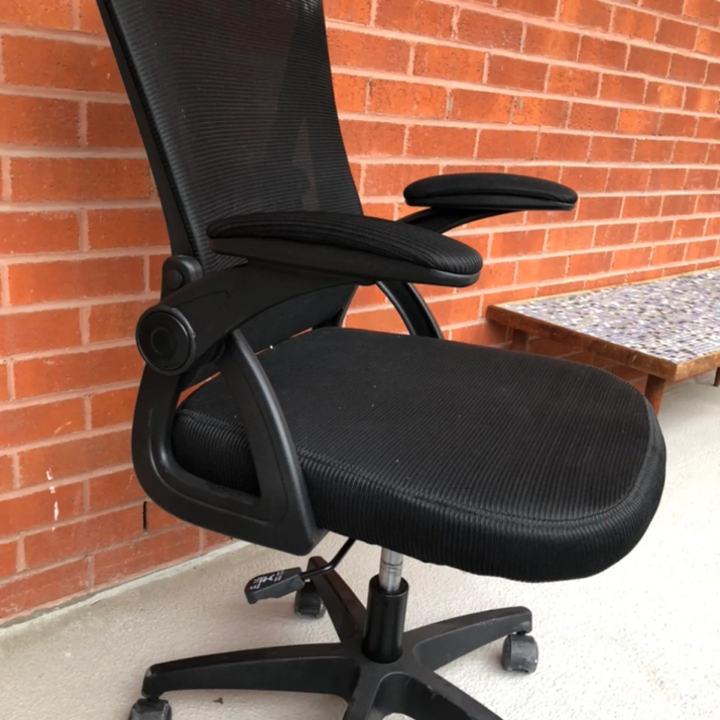Black Mesh Office Chair with Adjustable Height image indicator(2)