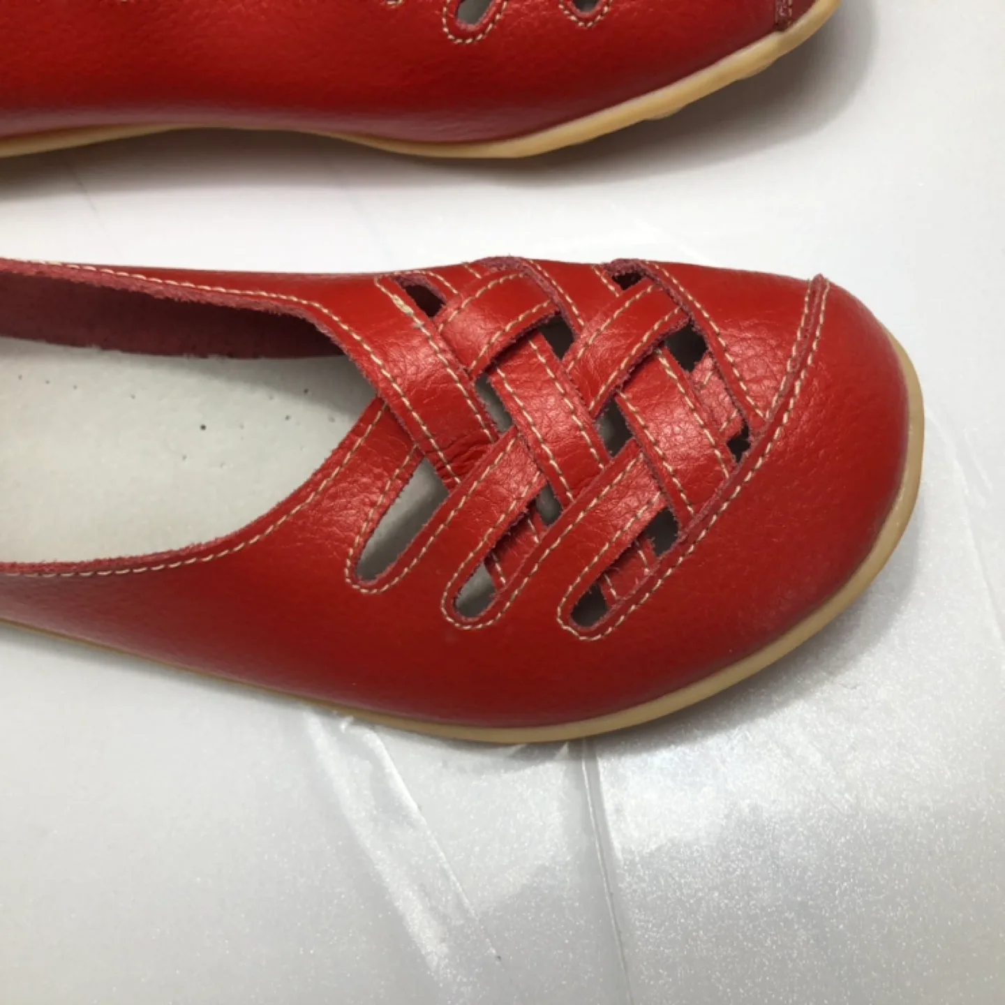 Women's Red Leather Flats with Woven Front Size 9.5 image indicator(3)