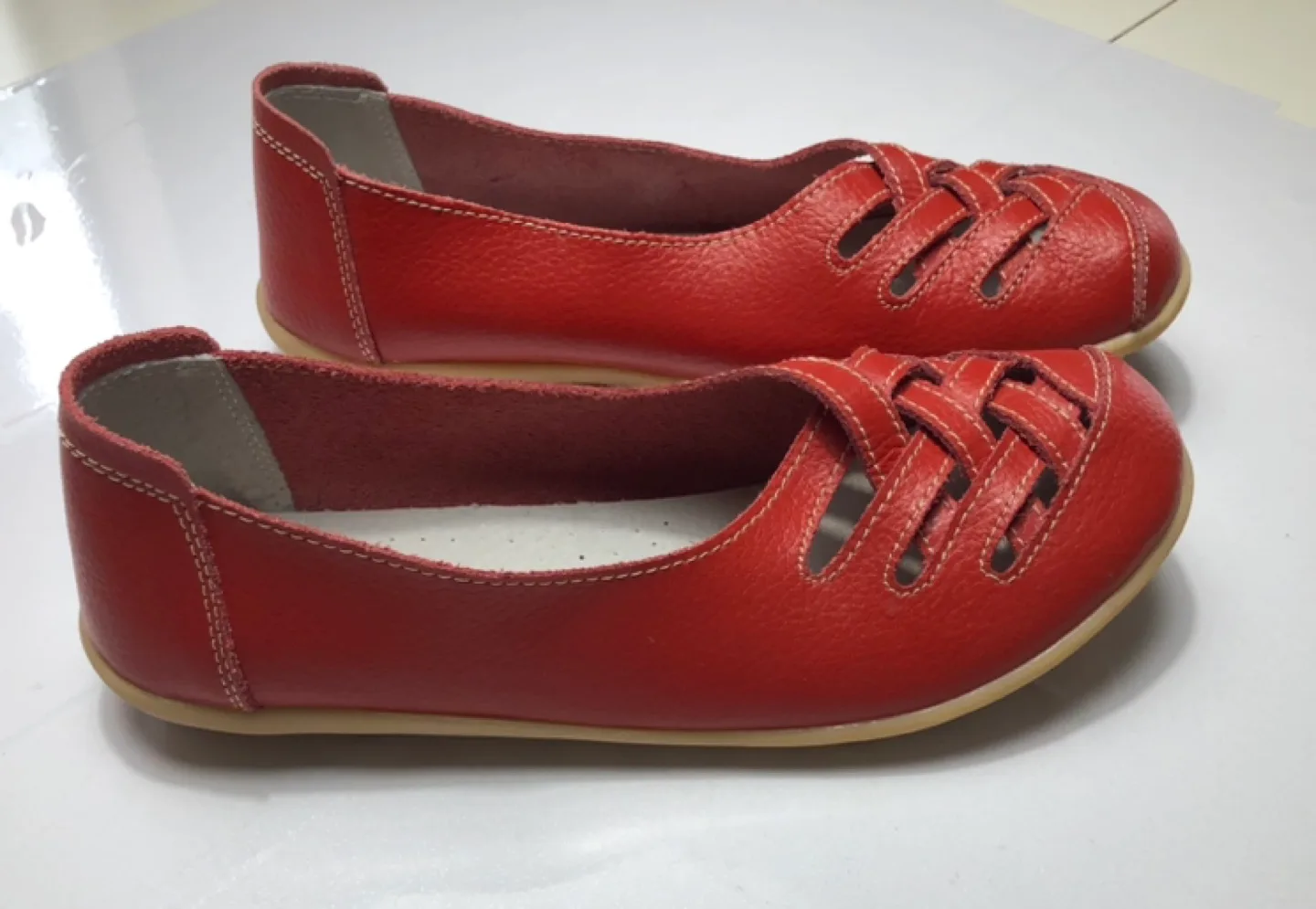 Women's Red Leather Flats with Woven Front Size 9.5 image indicator(8)