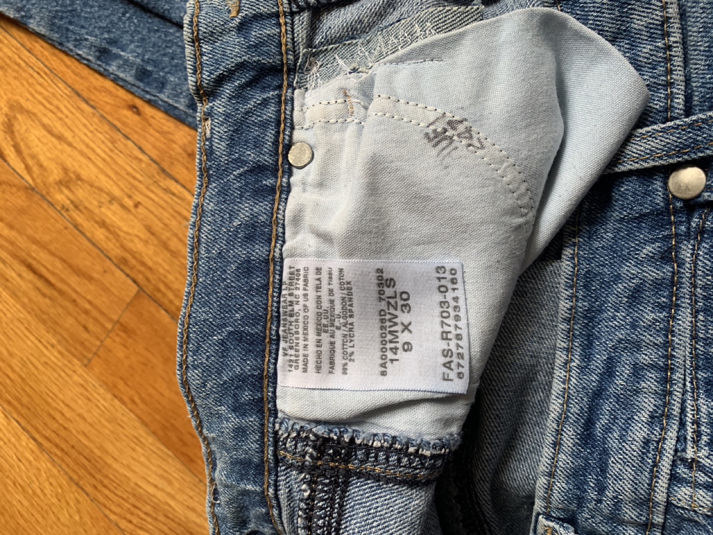 Wrangler 90s Blue Jeans, Size 9 - photo 5
