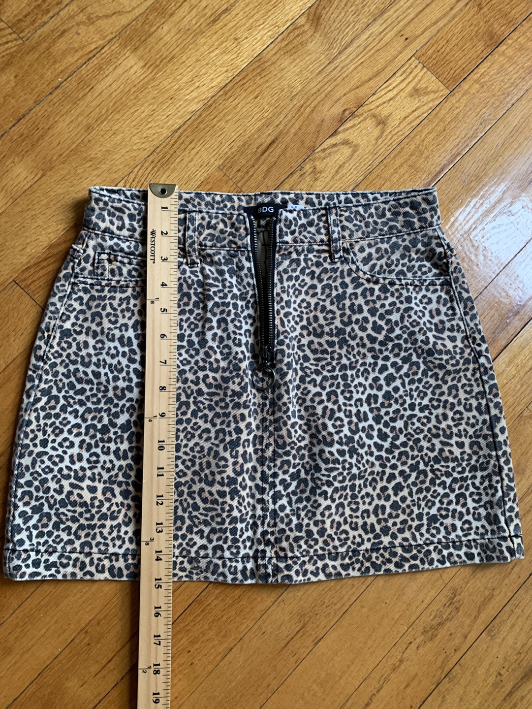 BDG Leopard Print Mini Skirt, Size Small - photo 4