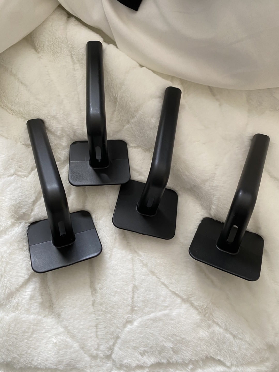 Set of 4 Black Hat Hooks