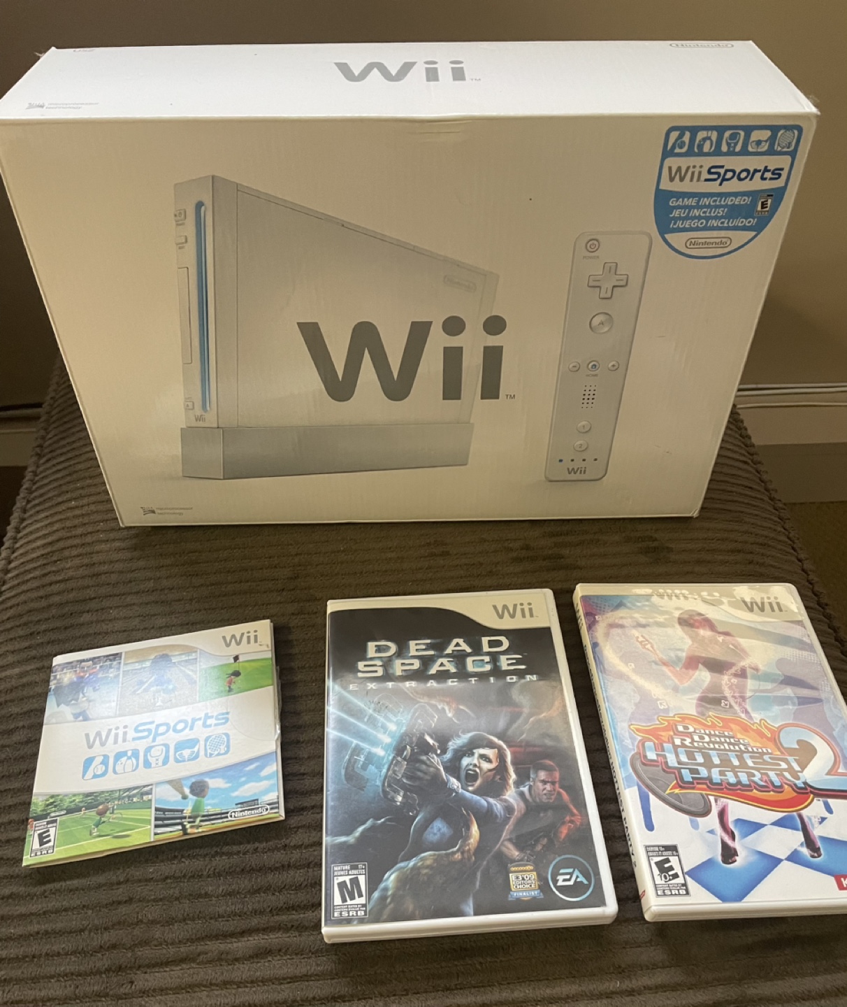 Wii Bundle: Console, Games, and Accessories