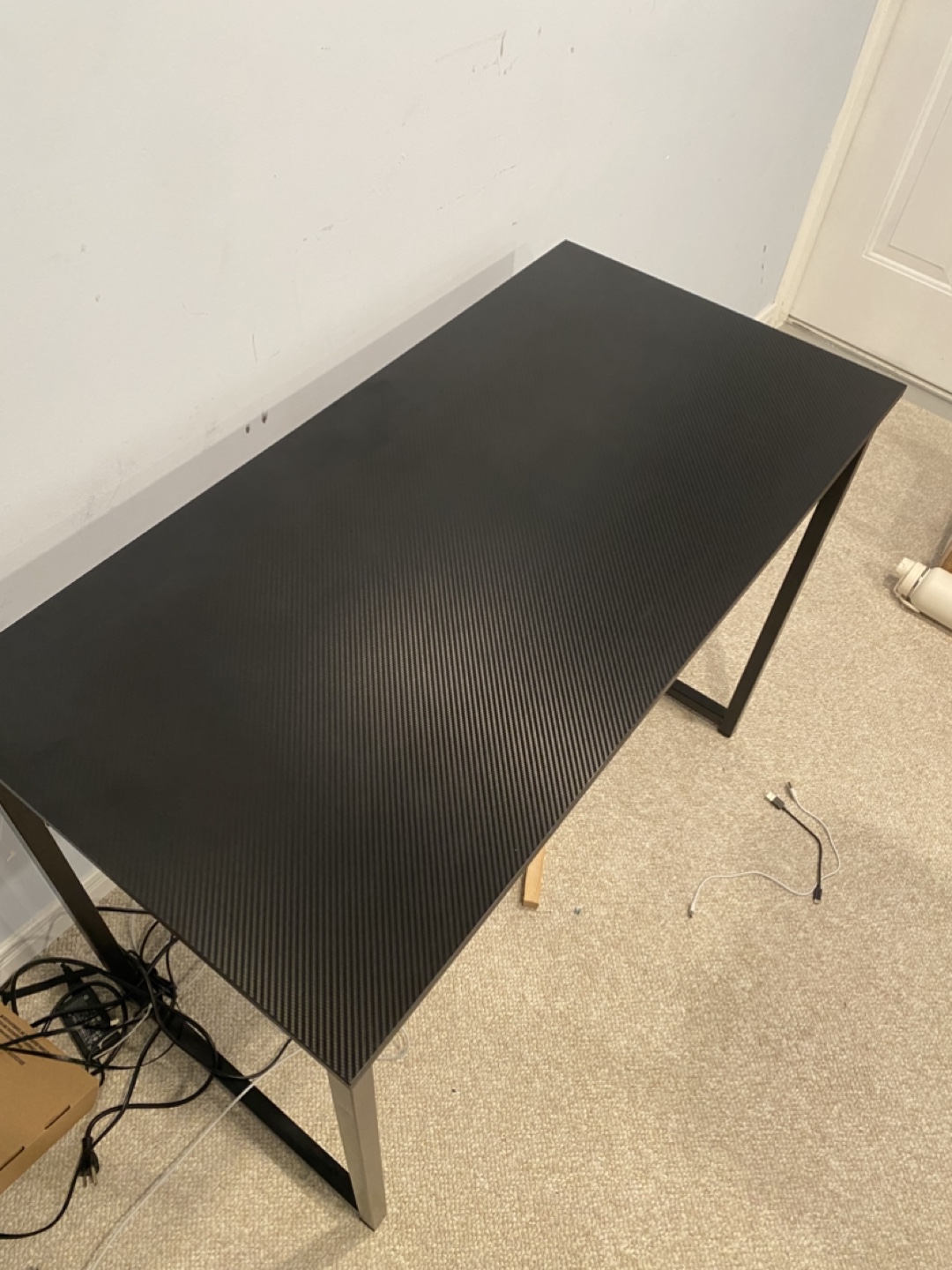 Black Computer Desk with Carbon Fibre Top - photo 3