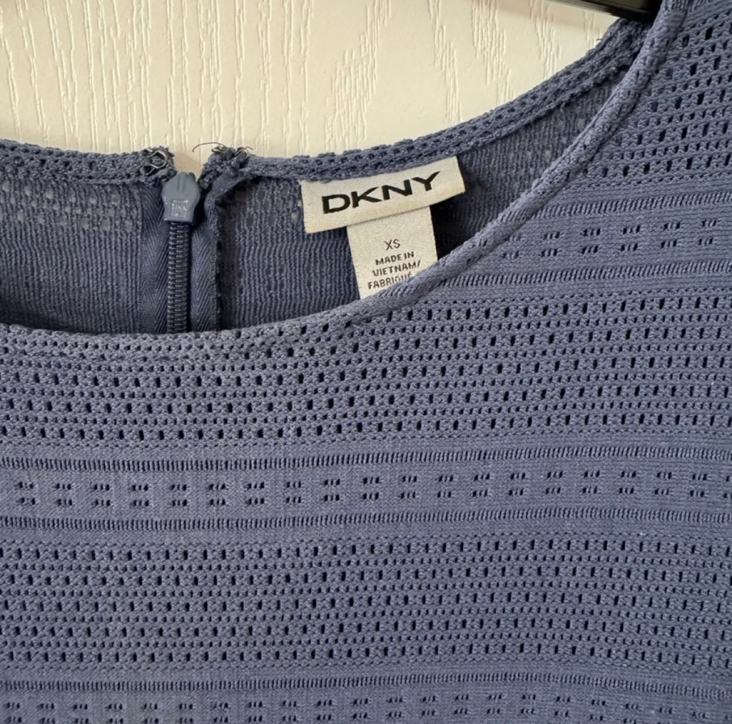 DKNY Navy Blue Eyelet Detail Shift Dress Size XS image indicator(4)