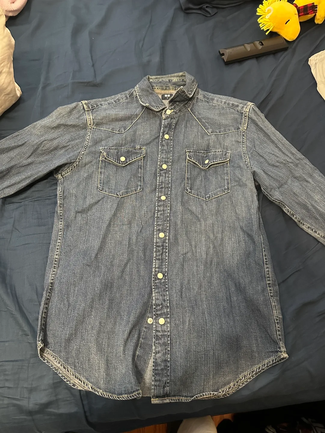 Clothing Bundle: Shirts and T-shirts image indicator(3)