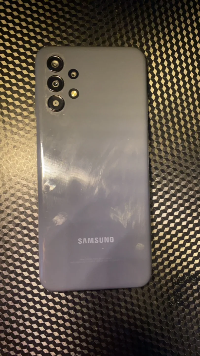 Samsung Galaxy A13 Phone (Unlocked) image indicator(2)